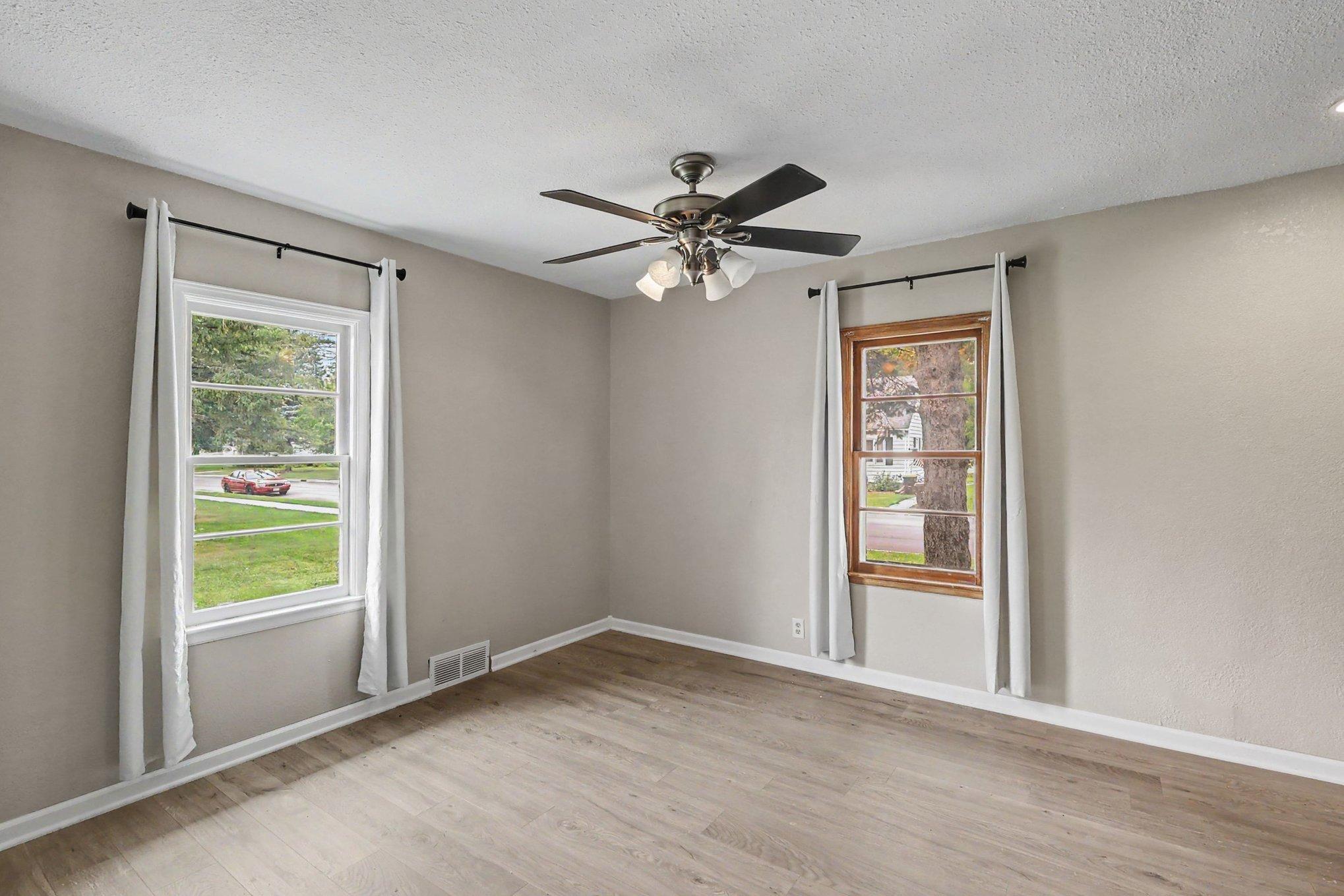 View of Residential at 302 Lincoln Avenue, New Prague MN 56071, New Prague (12 of 27) - Mike Wilen | Minnesota Team Real Estate
