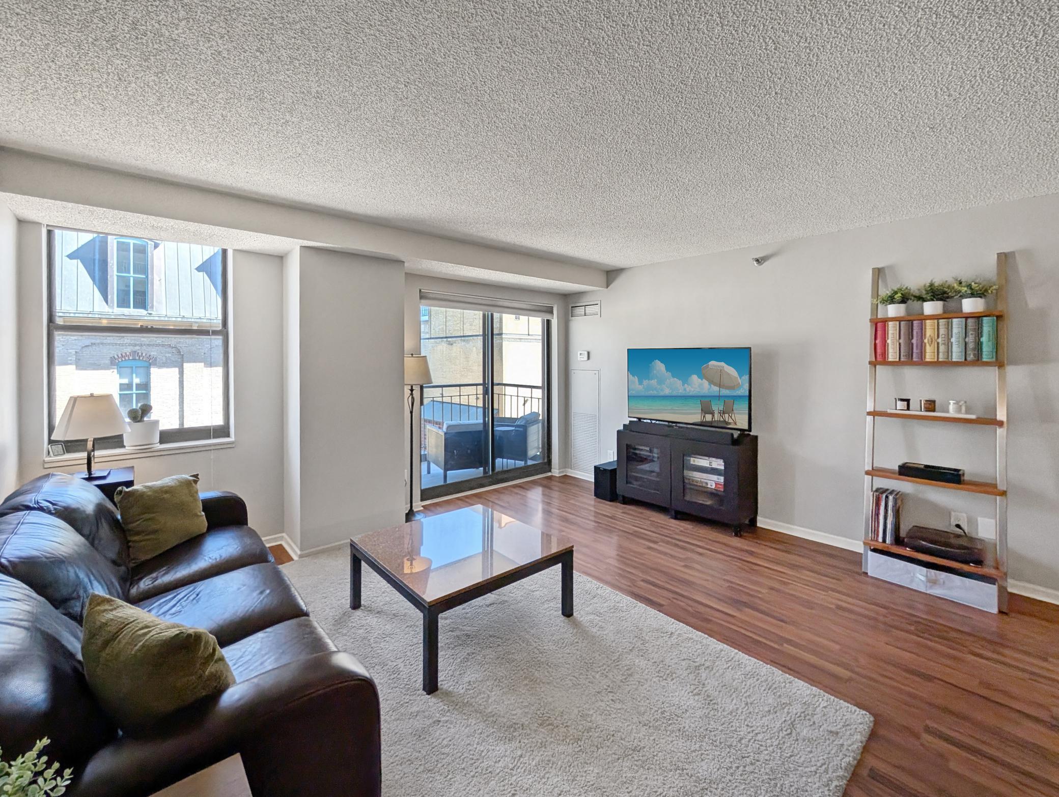 View of Residential at 401 1st Street #601, Minneapolis MN 55401, Minneapolis (17 of 26) - Mike Wilen | Minnesota Team Real Estate