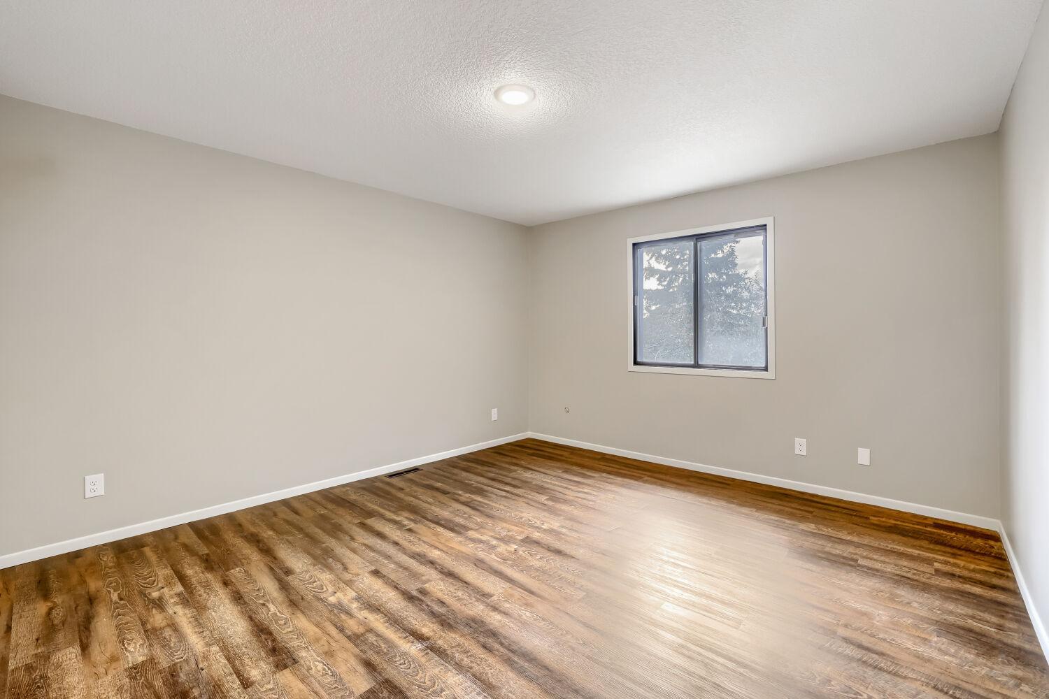 View of Residential at 13358 Hughes Court, Apple Valley MN 55124, Apple Valley (17 of 28) - Mike Wilen | Minnesota Team Real Estate