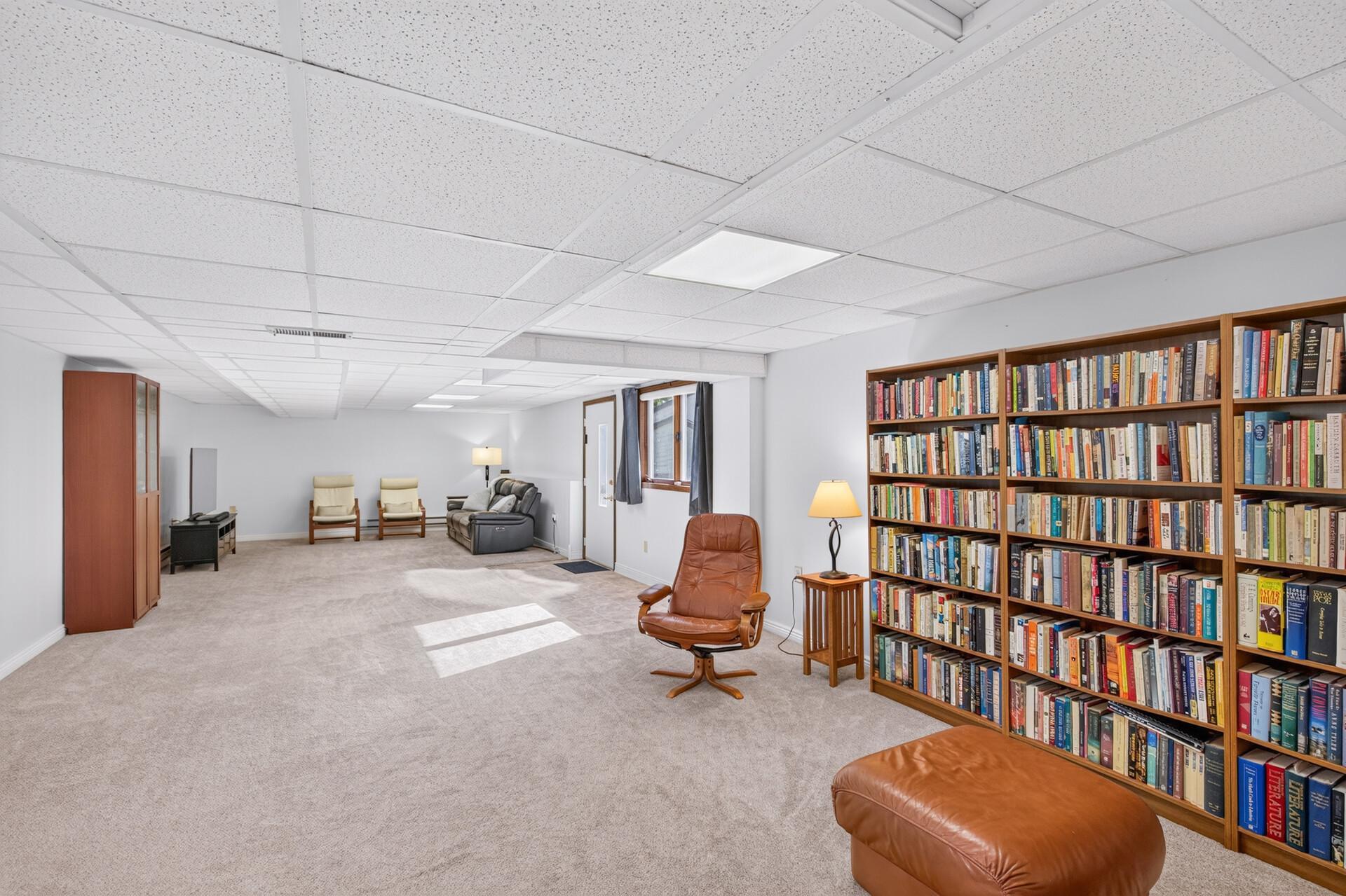 View of Residential at 4315 Kaufmanis Way, Eagan MN 55123, Eagan (22 of 40) - Mike Wilen | Minnesota Team Real Estate
