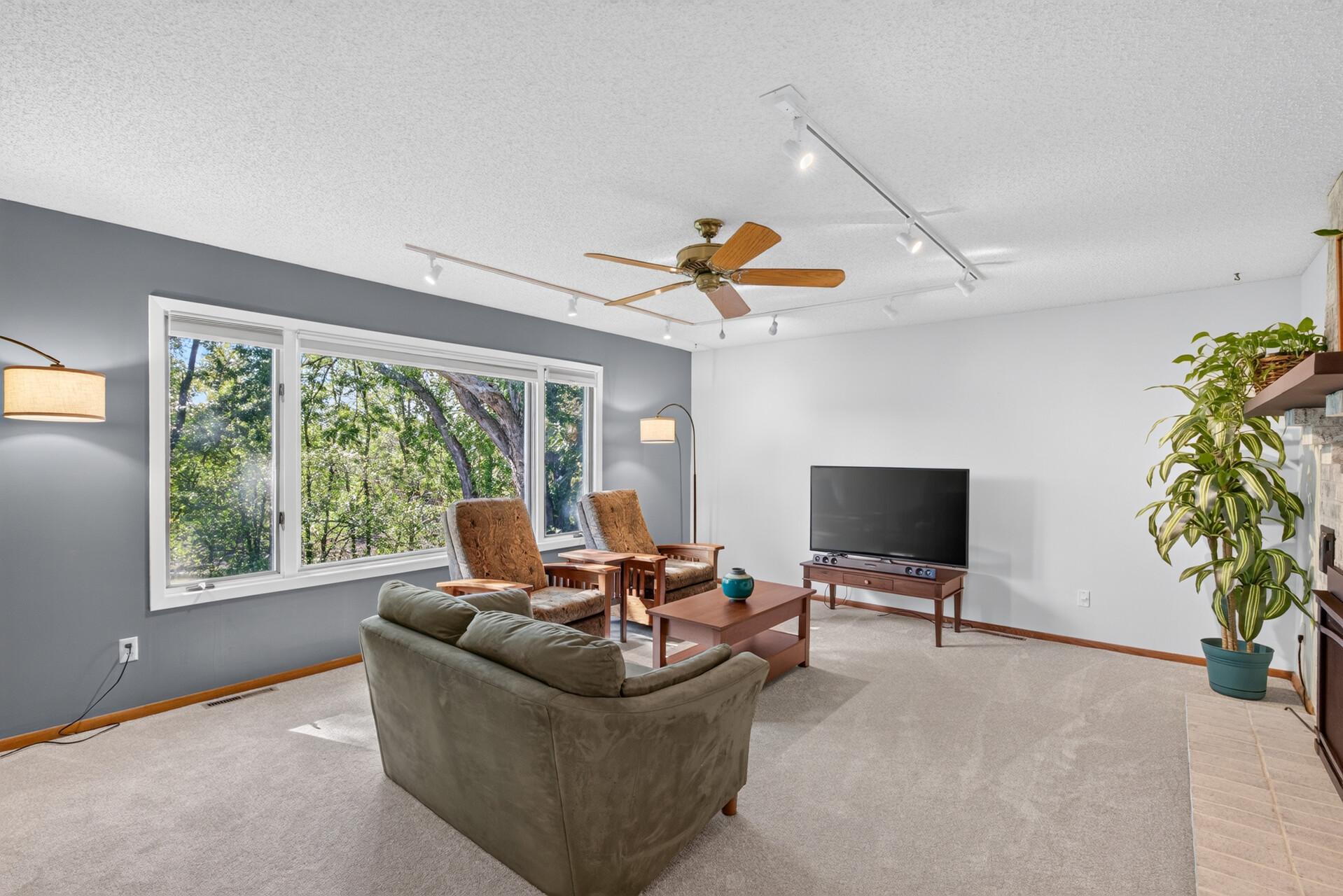 View of Residential at 4315 Kaufmanis Way, Eagan MN 55123, Eagan (11 of 40) - Mike Wilen | Minnesota Team Real Estate