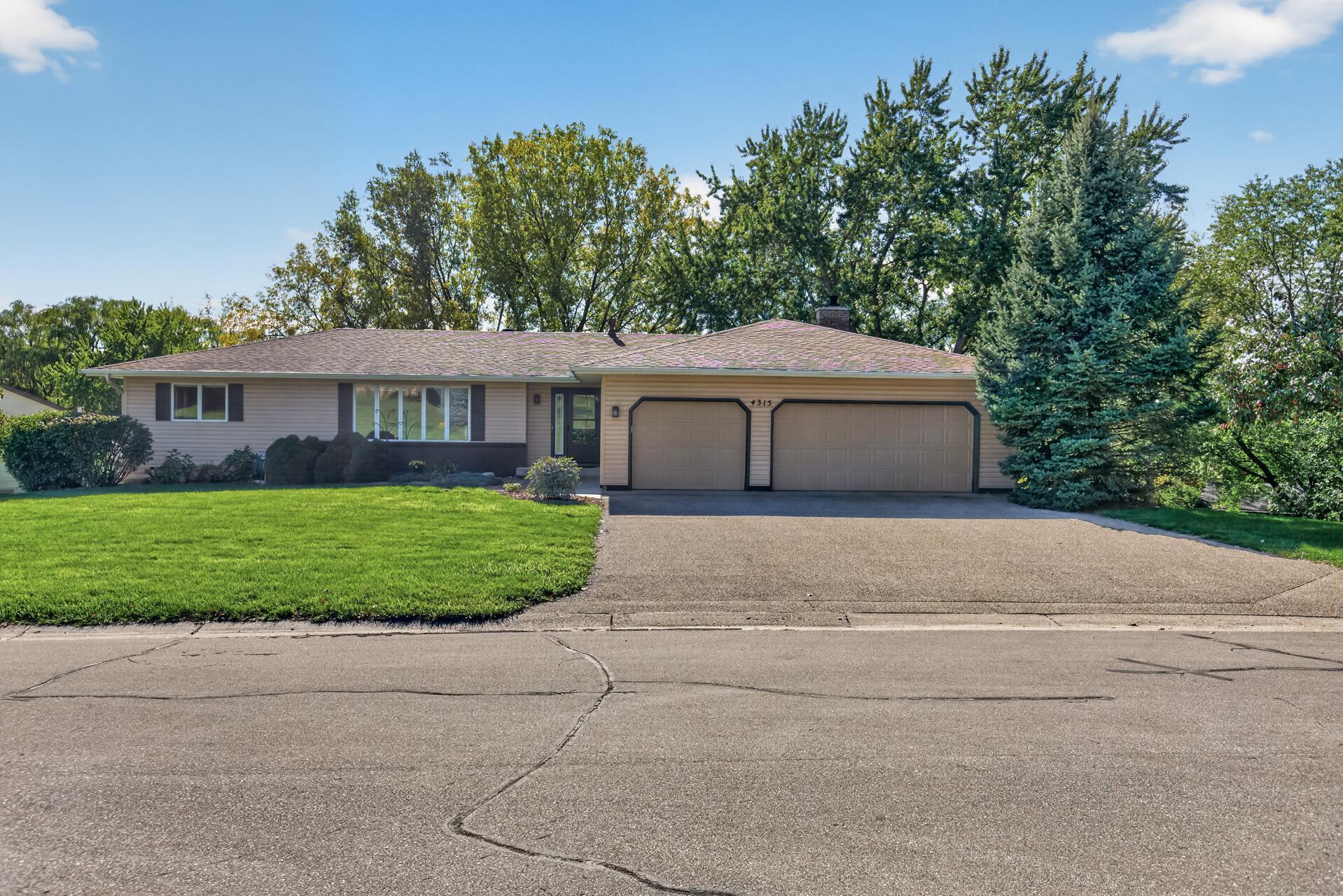 View of Residential at 4315 Kaufmanis Way, Eagan MN 55123, Eagan (2 of 40) - Mike Wilen | Minnesota Team Real Estate