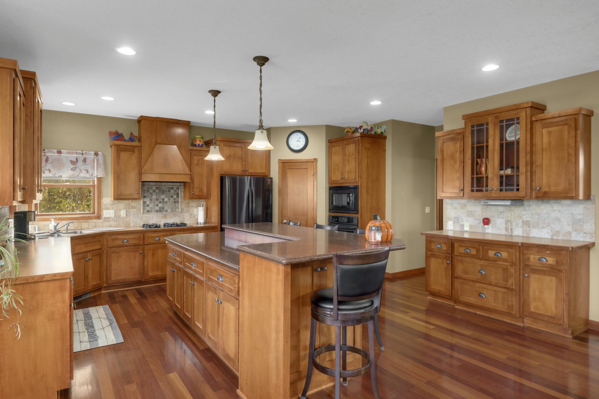 View of Residential at 6586 Sherman Lake Road, Lino Lakes MN 55038, Lino Lakes (21 of 46) - Mike Wilen | Minnesota Team Real Estate
