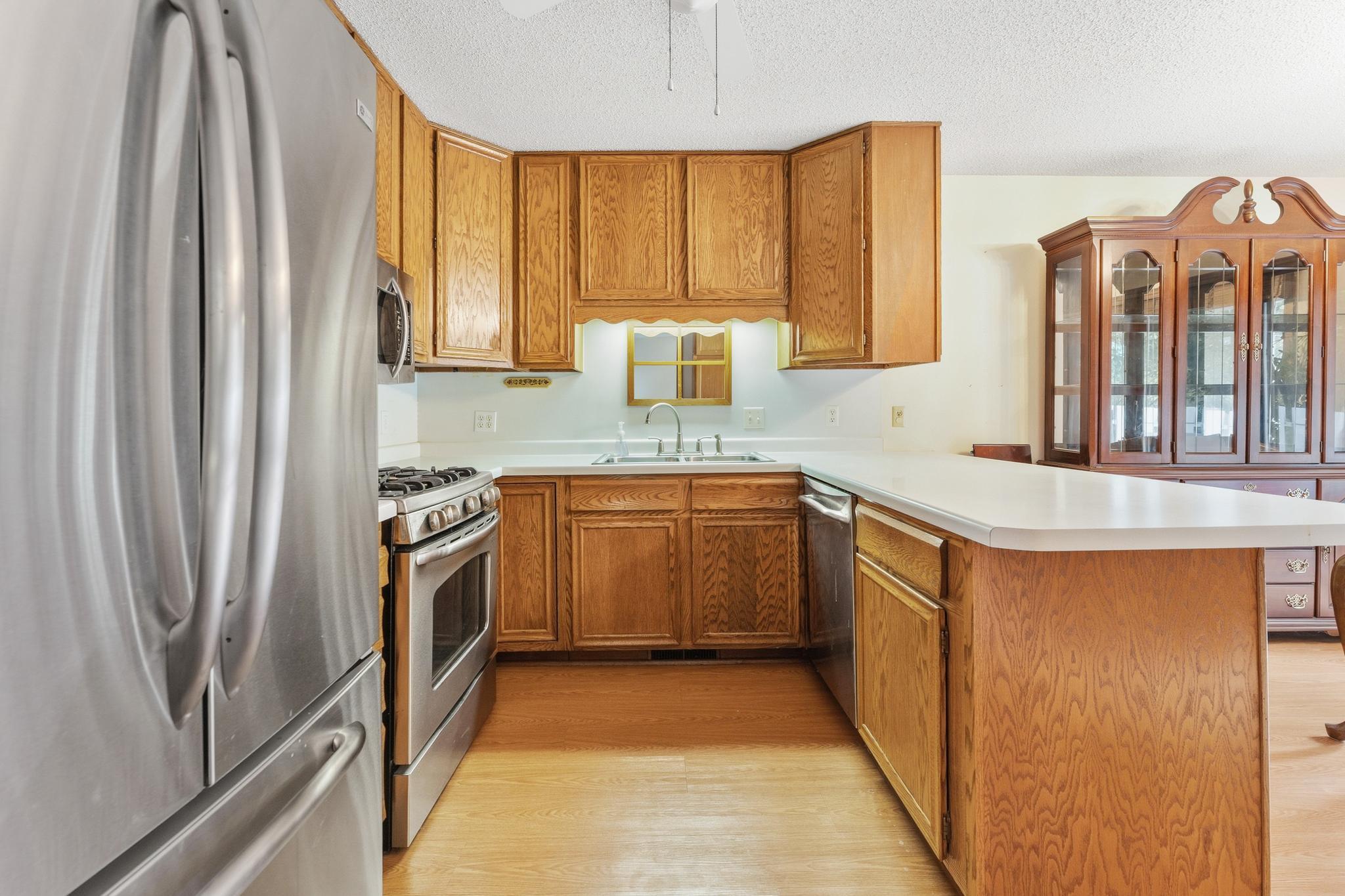 View of Residential at 200 Wentworth Avenue #D, West Saint Paul MN 55118, West Saint Paul (9 of 31) - Mike Wilen | Minnesota Team Real Estate