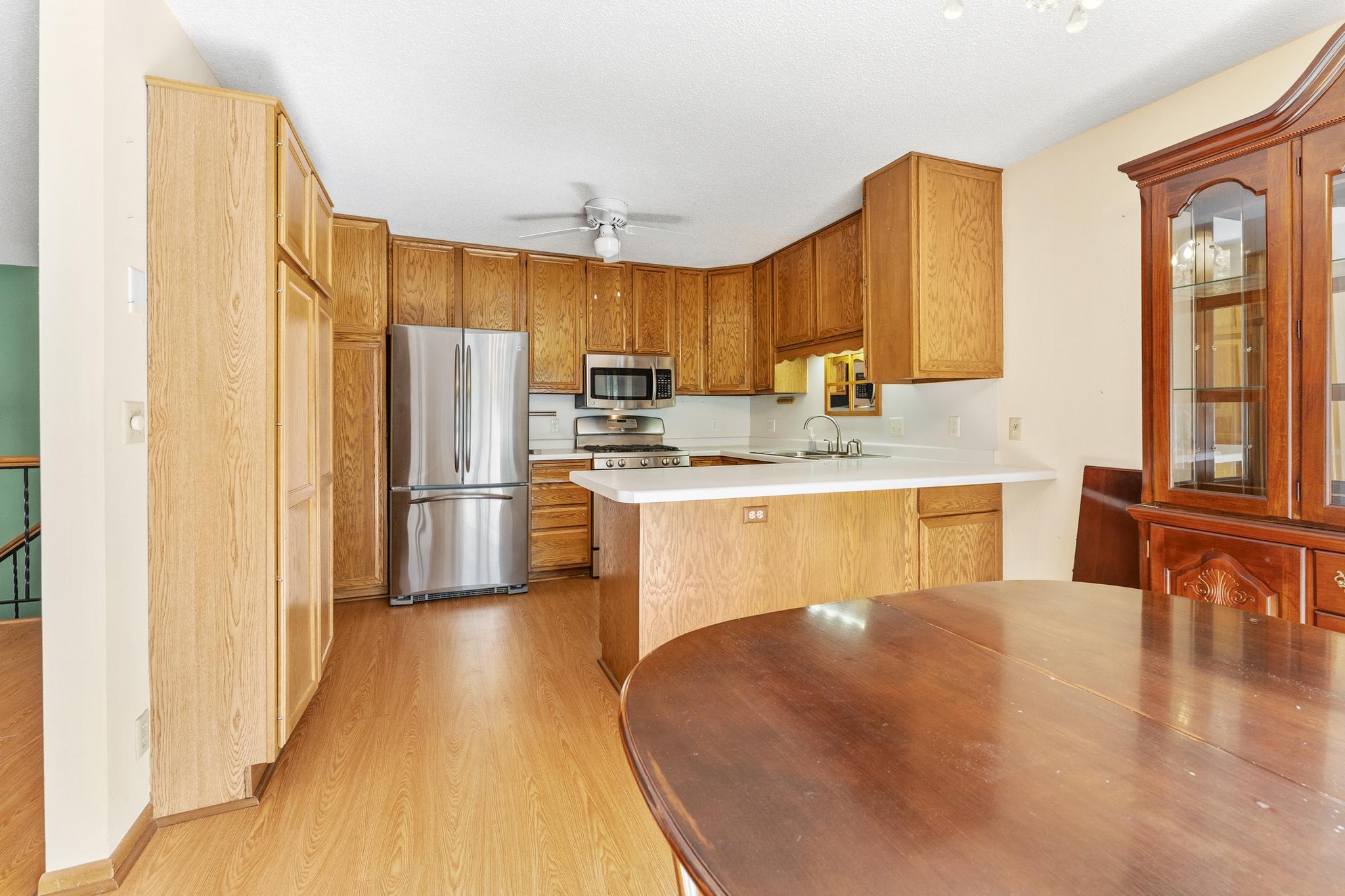 View of Residential at 200 Wentworth Avenue #D, West Saint Paul MN 55118, West Saint Paul (10 of 31) - Mike Wilen | Minnesota Team Real Estate