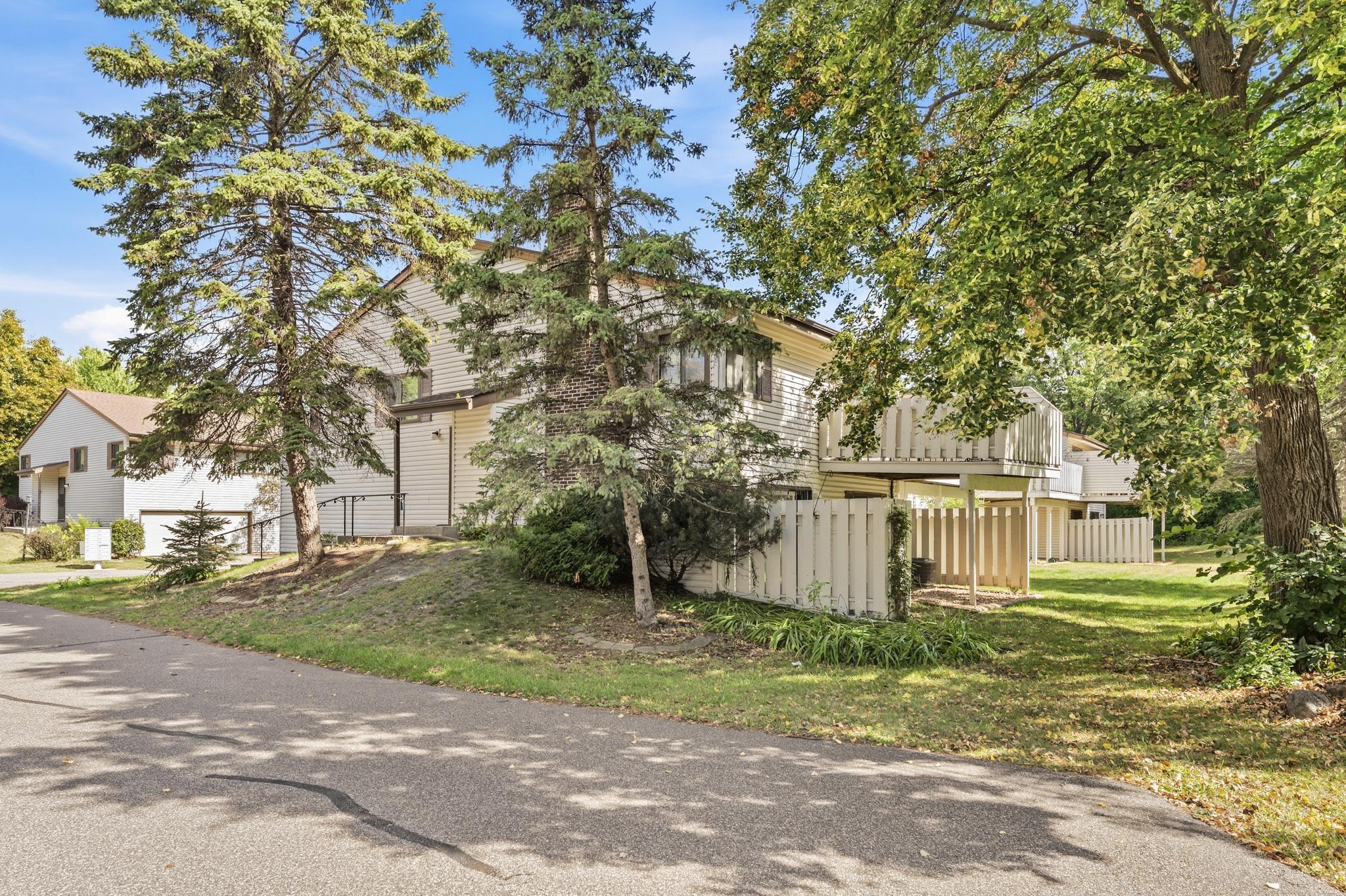 View of Residential at 200 Wentworth Avenue #D, West Saint Paul MN 55118, West Saint Paul (7 of 31) - Mike Wilen | Minnesota Team Real Estate