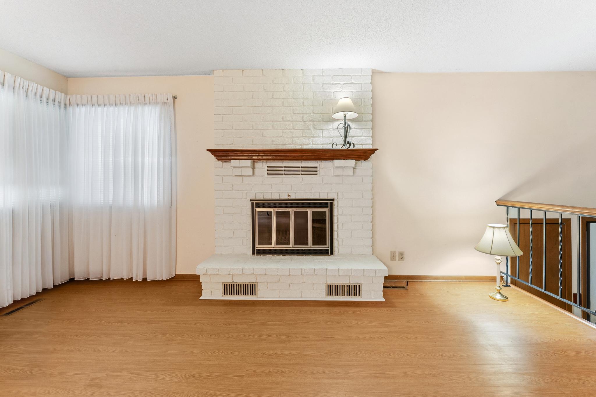View of Residential at 200 Wentworth Avenue #D, West Saint Paul MN 55118, West Saint Paul (15 of 31) - Mike Wilen | Minnesota Team Real Estate