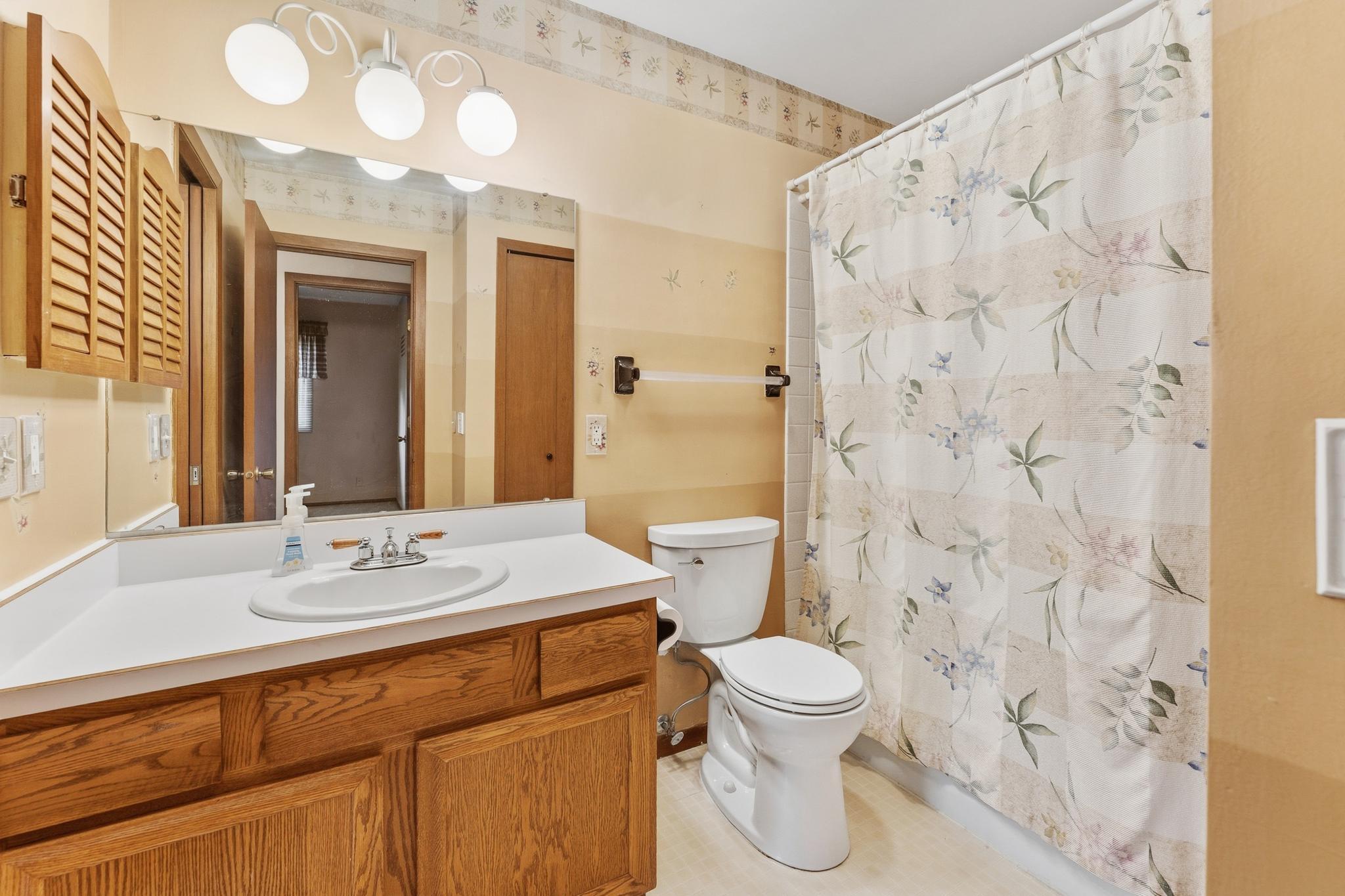 View of Residential at 200 Wentworth Avenue #D, West Saint Paul MN 55118, West Saint Paul (21 of 31) - Mike Wilen | Minnesota Team Real Estate