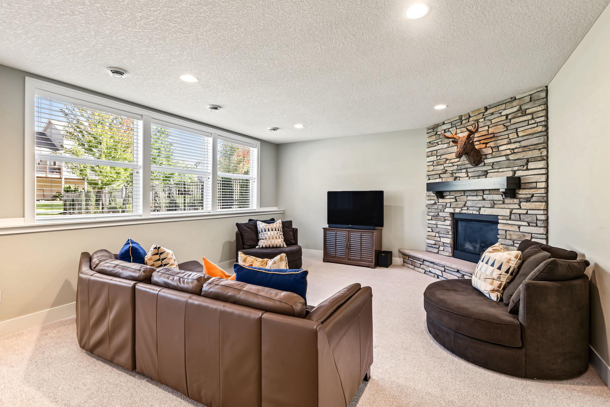 View of Residential at 5660 Archer Lane, Plymouth MN 55446, Plymouth (56 of 81) - Mike Wilen | Minnesota Team Real Estate