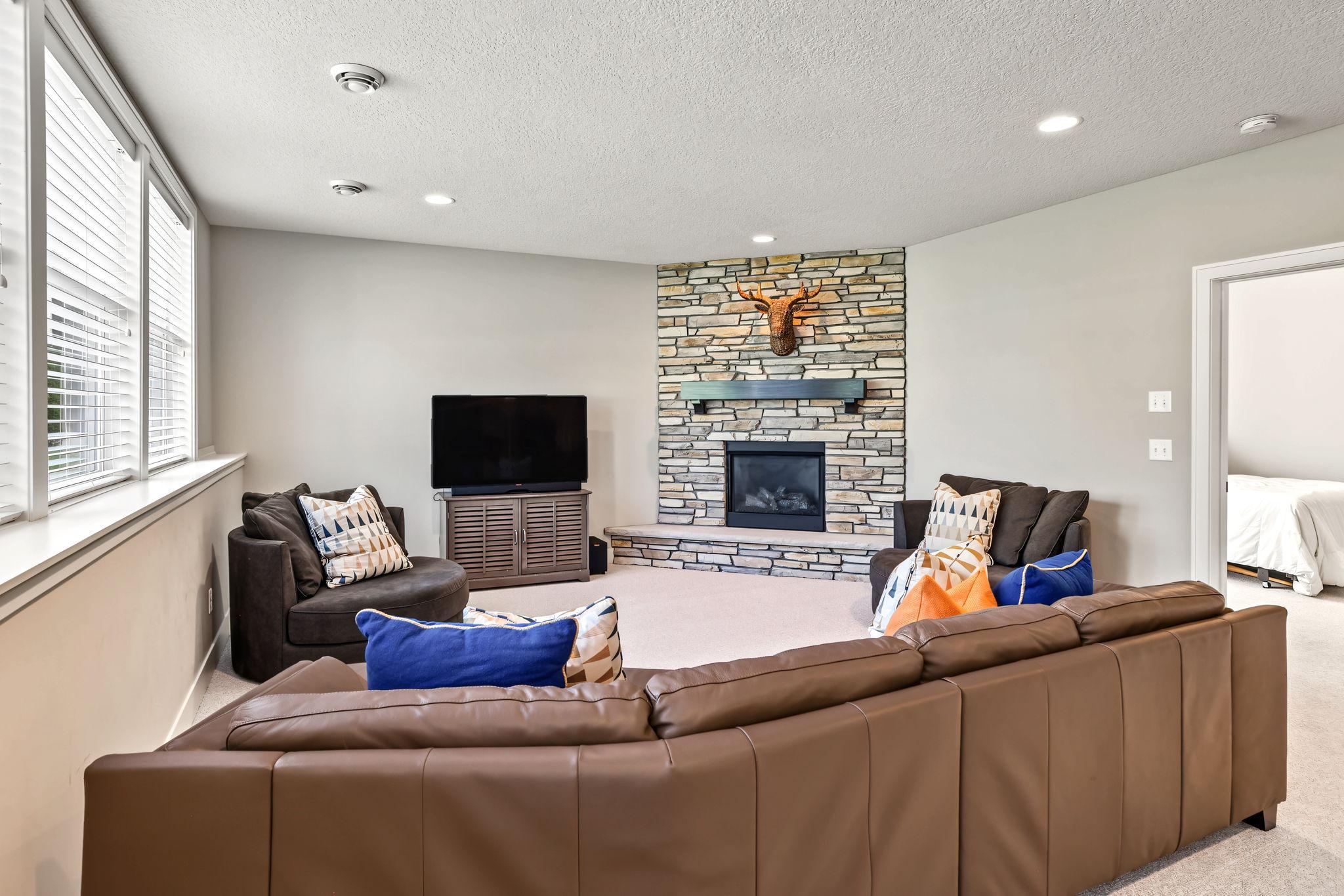 View of Residential at 5660 Archer Lane, Plymouth MN 55446, Plymouth (55 of 81) - Mike Wilen | Minnesota Team Real Estate