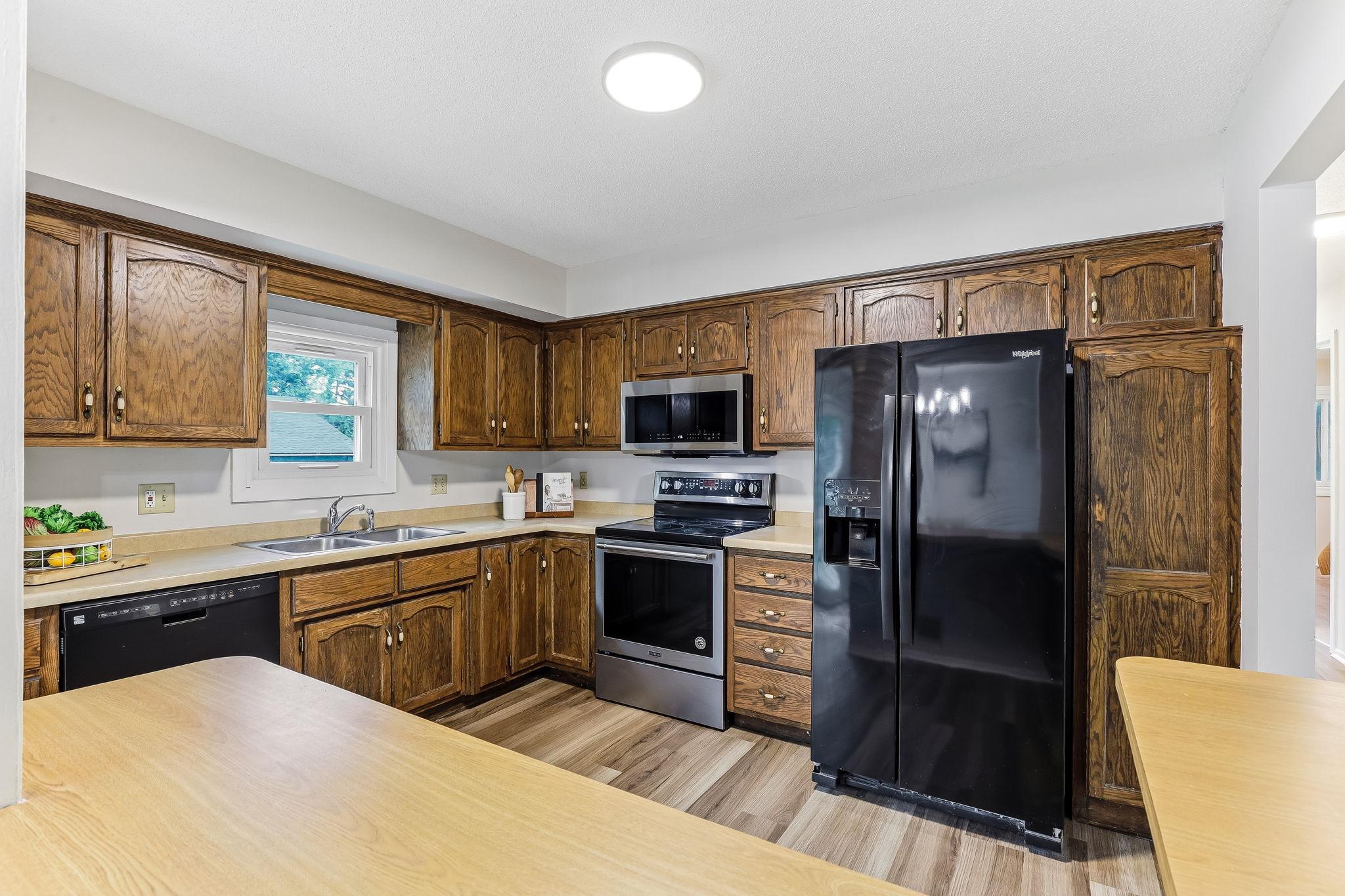 View of Residential at 643 121st Lane, Coon Rapids MN 55448, Coon Rapids (10 of 35) - Mike Wilen | Minnesota Team Real Estate