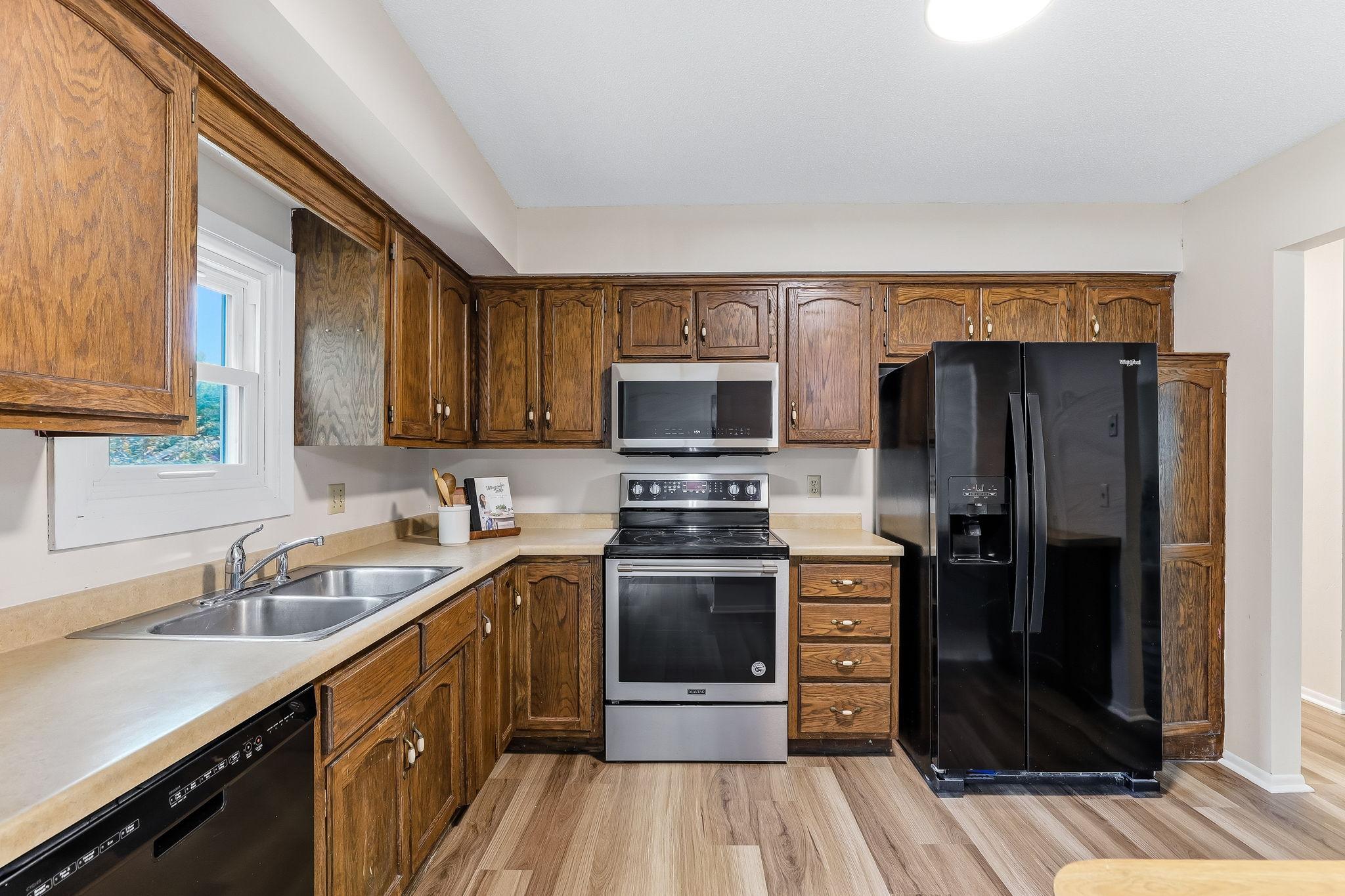 View of Residential at 643 121st Lane, Coon Rapids MN 55448, Coon Rapids (11 of 35) - Mike Wilen | Minnesota Team Real Estate