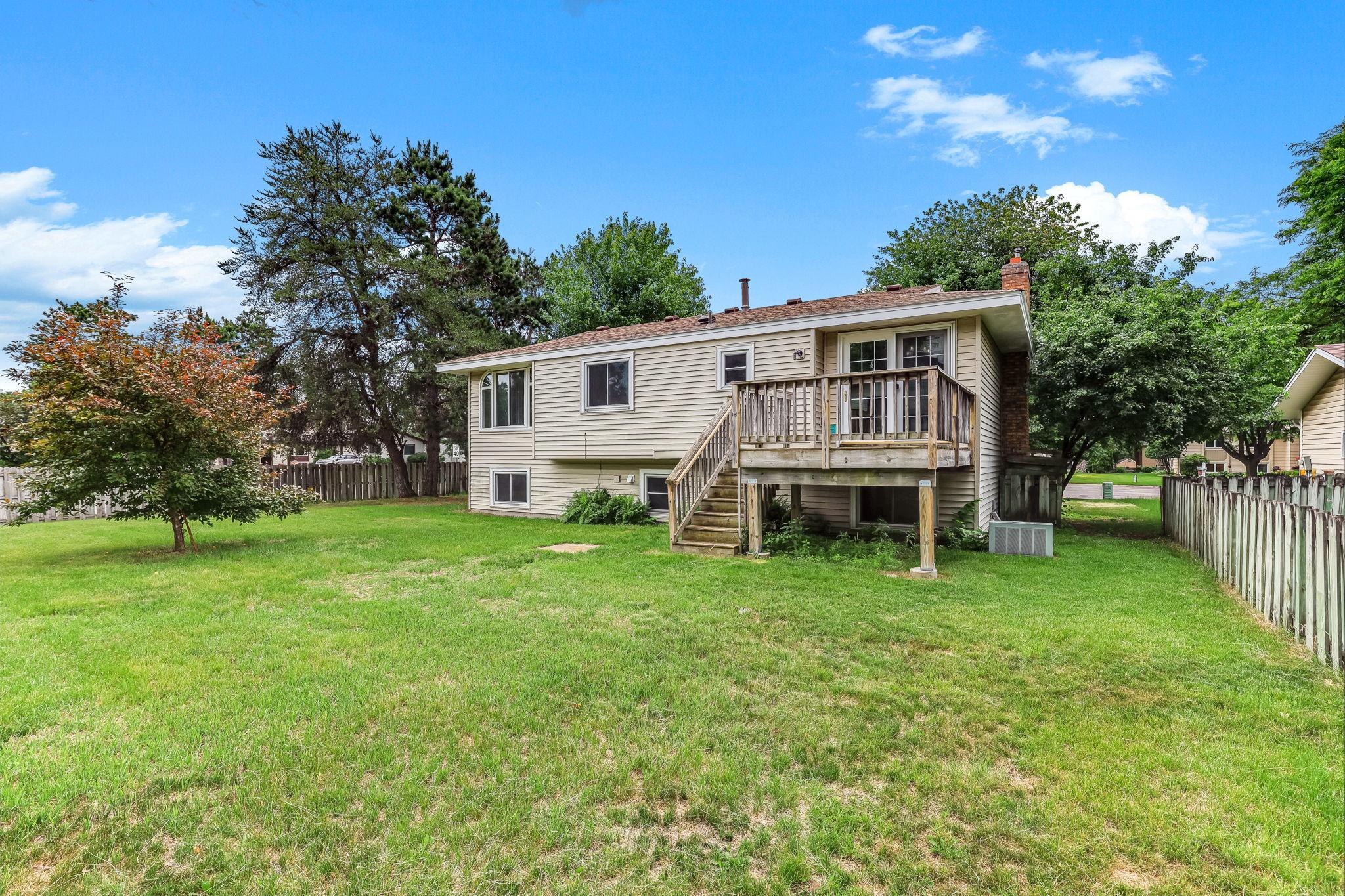 View of Residential at 643 121st Lane, Coon Rapids MN 55448, Coon Rapids (32 of 35) - Mike Wilen | Minnesota Team Real Estate