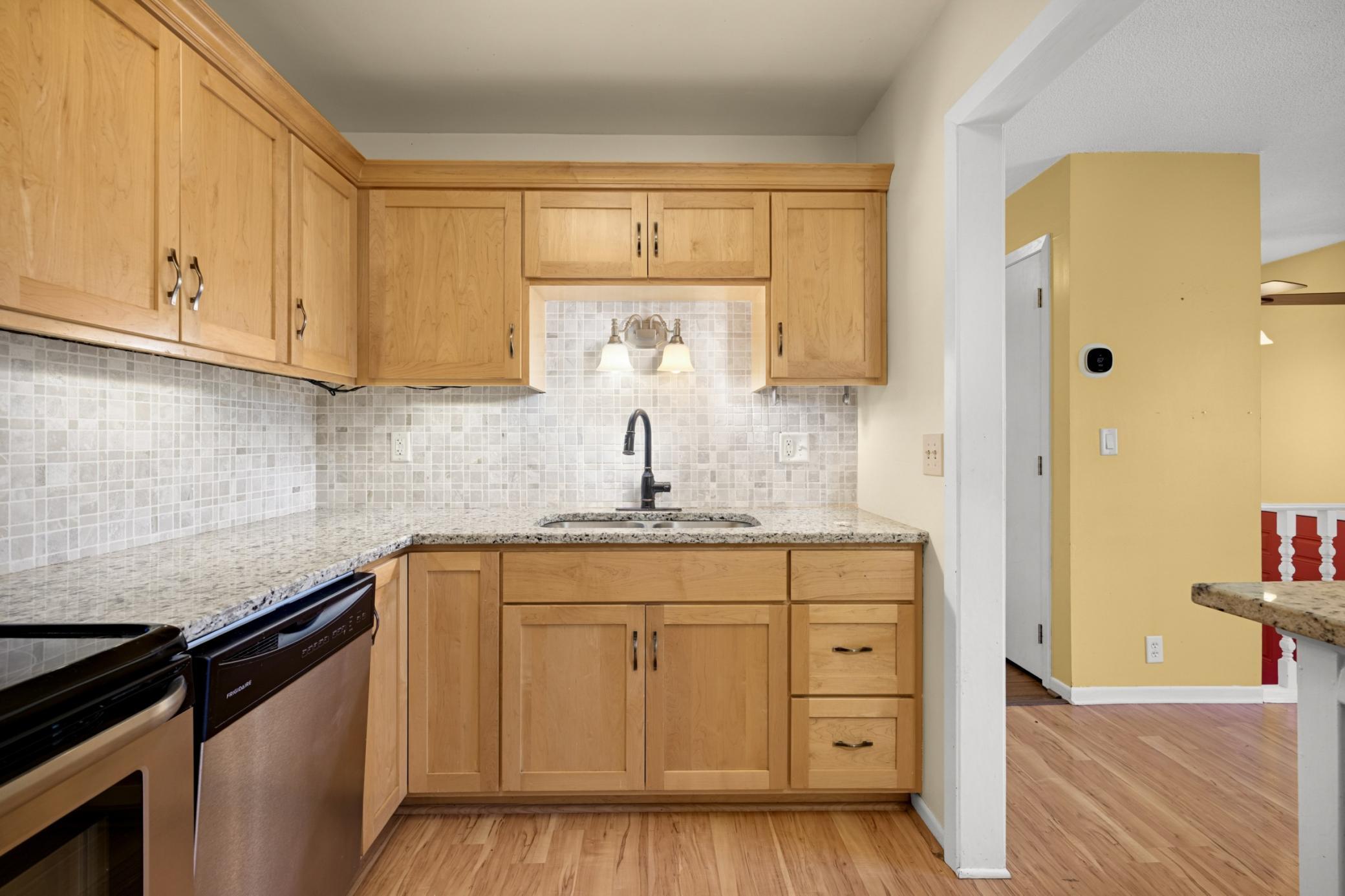 View of Residential at 1129 Fifield Street, Saint Paul MN 55108, Saint Paul (10 of 30) - Mike Wilen | Minnesota Team Real Estate