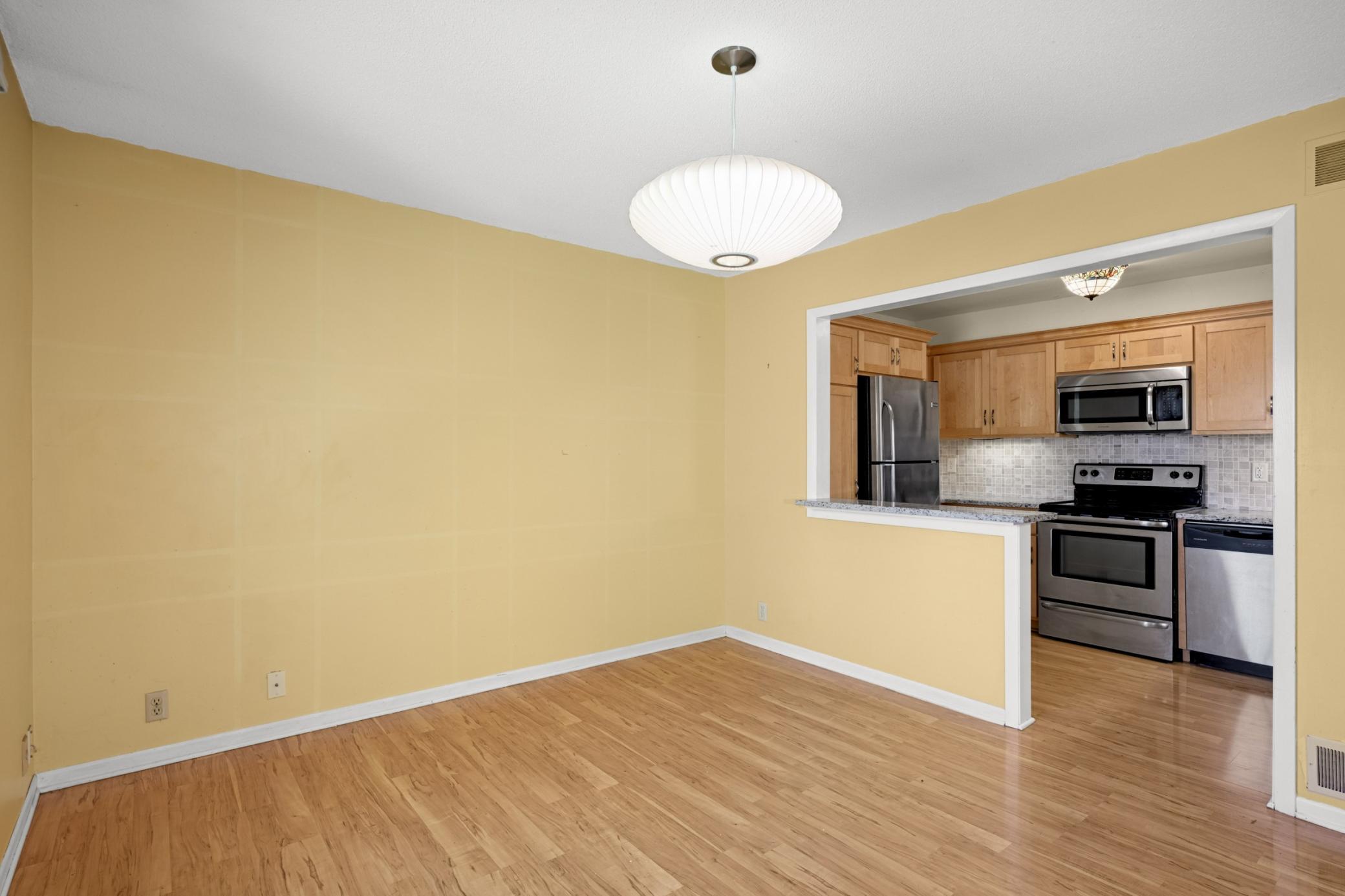 View of Residential at 1129 Fifield Street, Saint Paul MN 55108, Saint Paul (7 of 30) - Mike Wilen | Minnesota Team Real Estate
