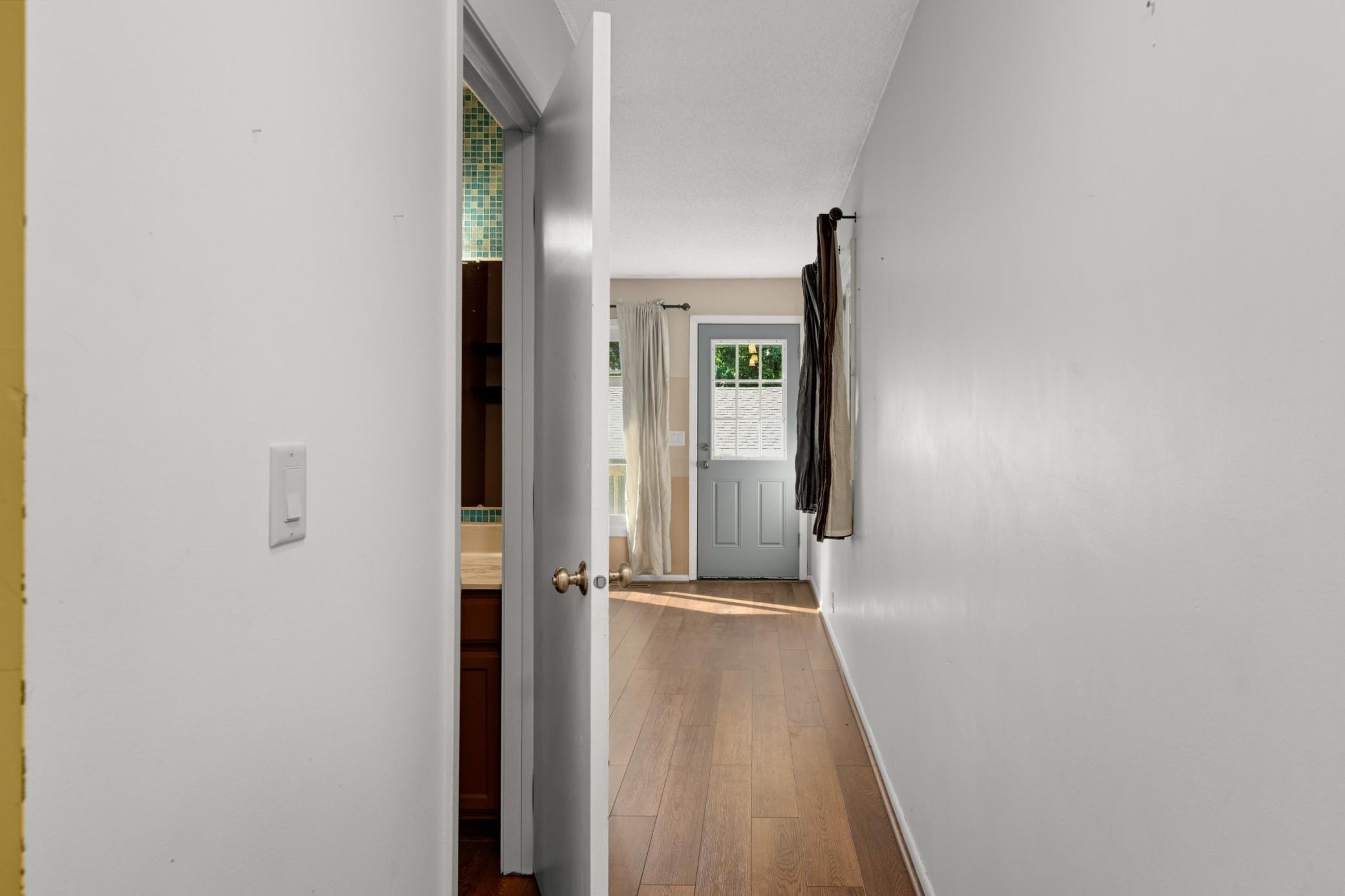 View of Residential at 1129 Fifield Street, Saint Paul MN 55108, Saint Paul (11 of 30) - Mike Wilen | Minnesota Team Real Estate