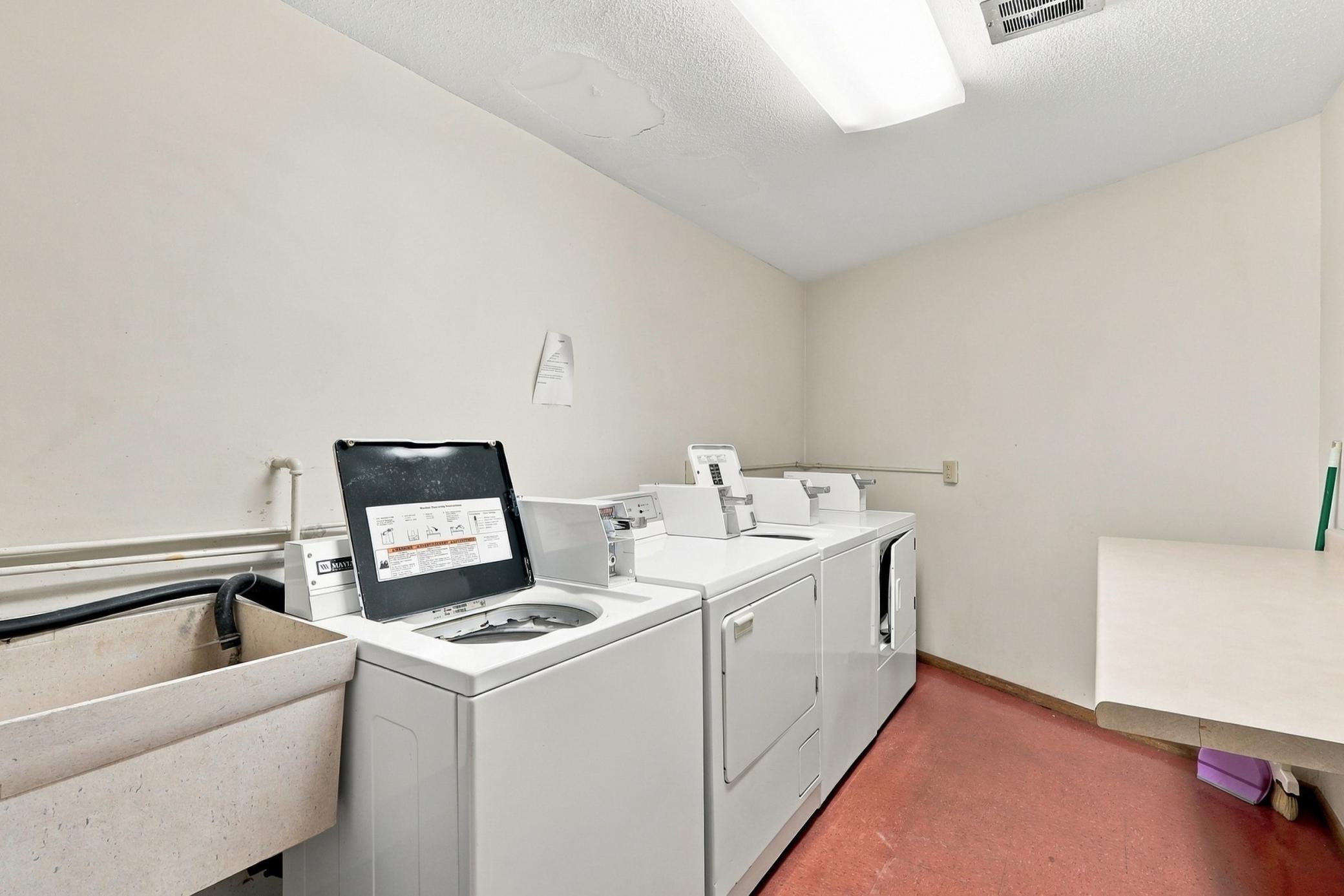View of Residential at 8935 Old Cedar Avenue #214, Bloomington MN 55425, Bloomington (15 of 18) - Mike Wilen | Minnesota Team Real Estate