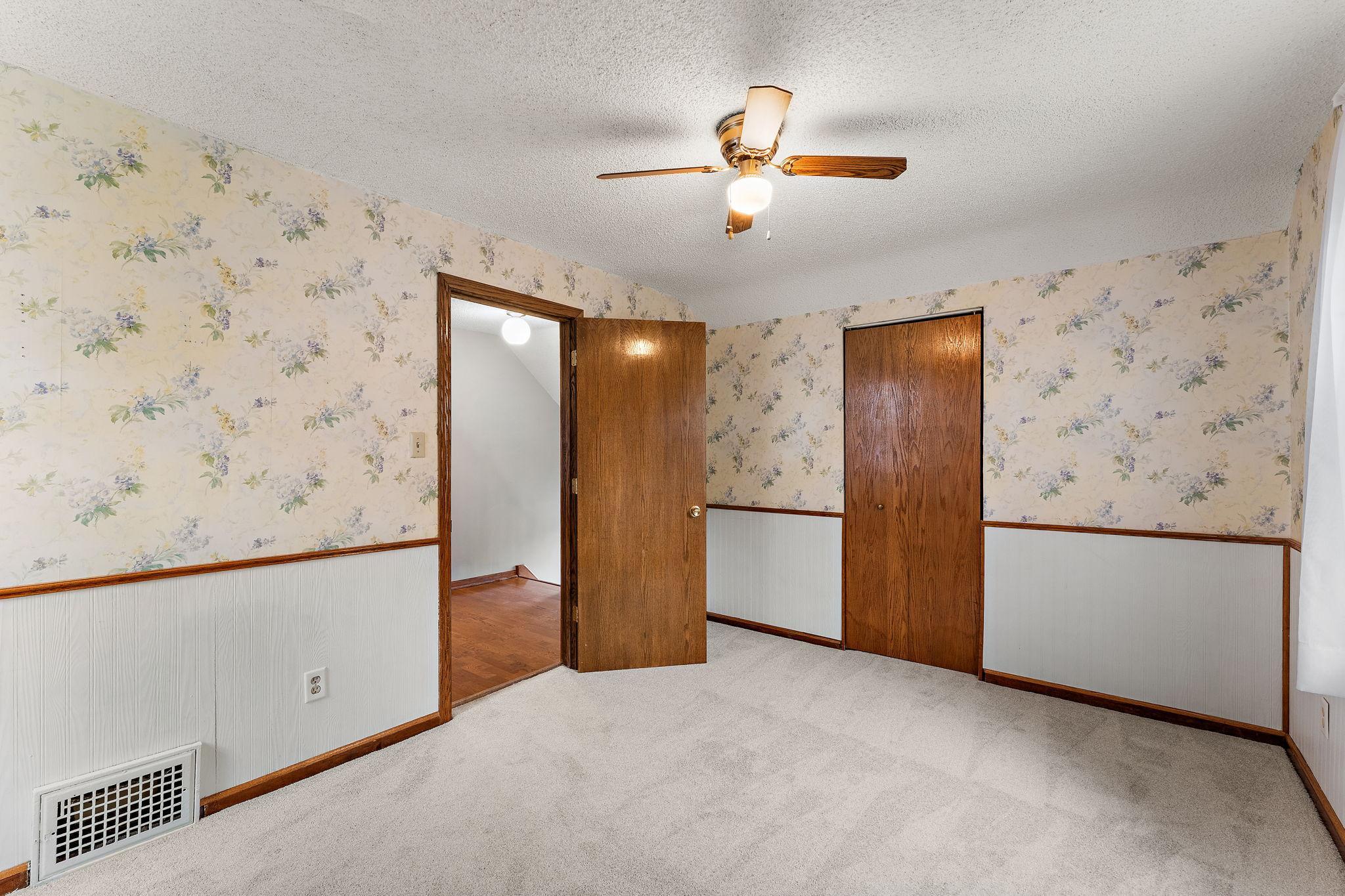 View of Residential at 1455 Kent Street, Saint Paul MN 55117, Saint Paul (17 of 27) - Mike Wilen | Minnesota Team Real Estate