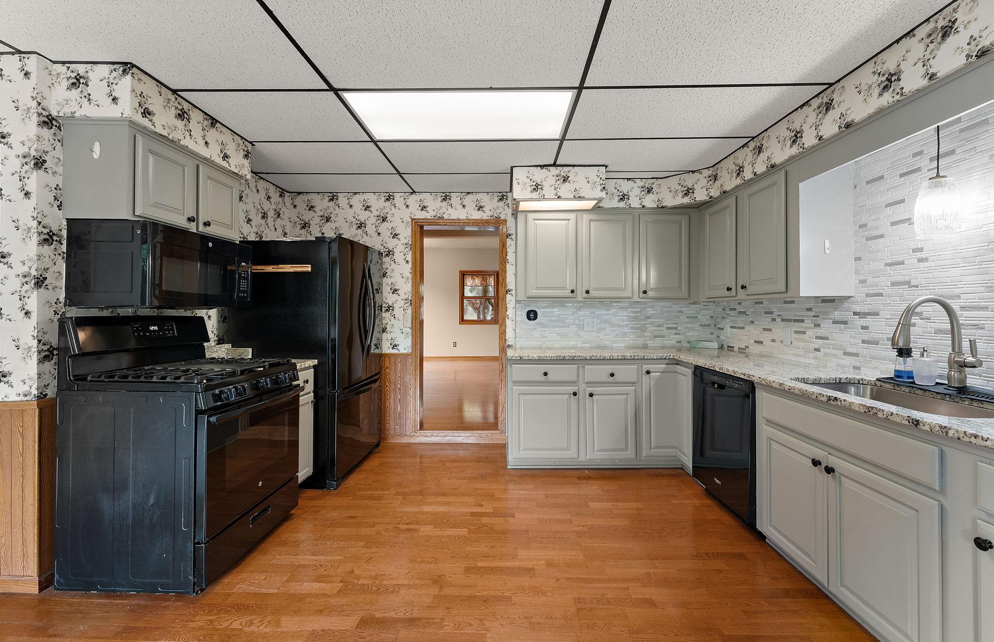 View of Residential at 1455 Kent Street, Saint Paul MN 55117, Saint Paul (10 of 27) - Mike Wilen | Minnesota Team Real Estate