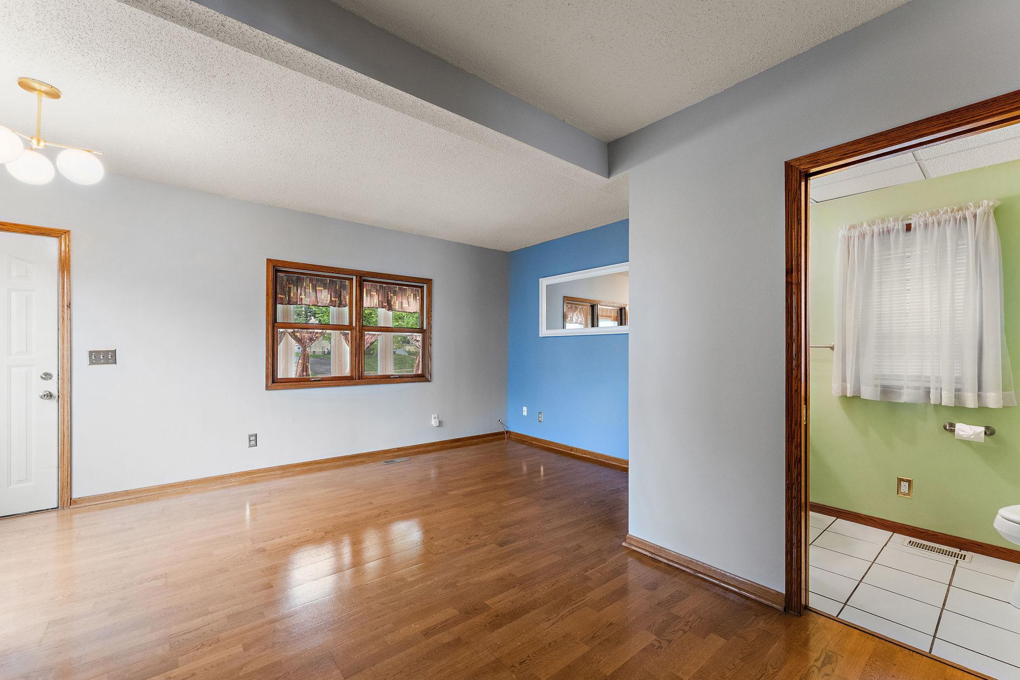 View of Residential at 1455 Kent Street, Saint Paul MN 55117, Saint Paul (5 of 27) - Mike Wilen | Minnesota Team Real Estate