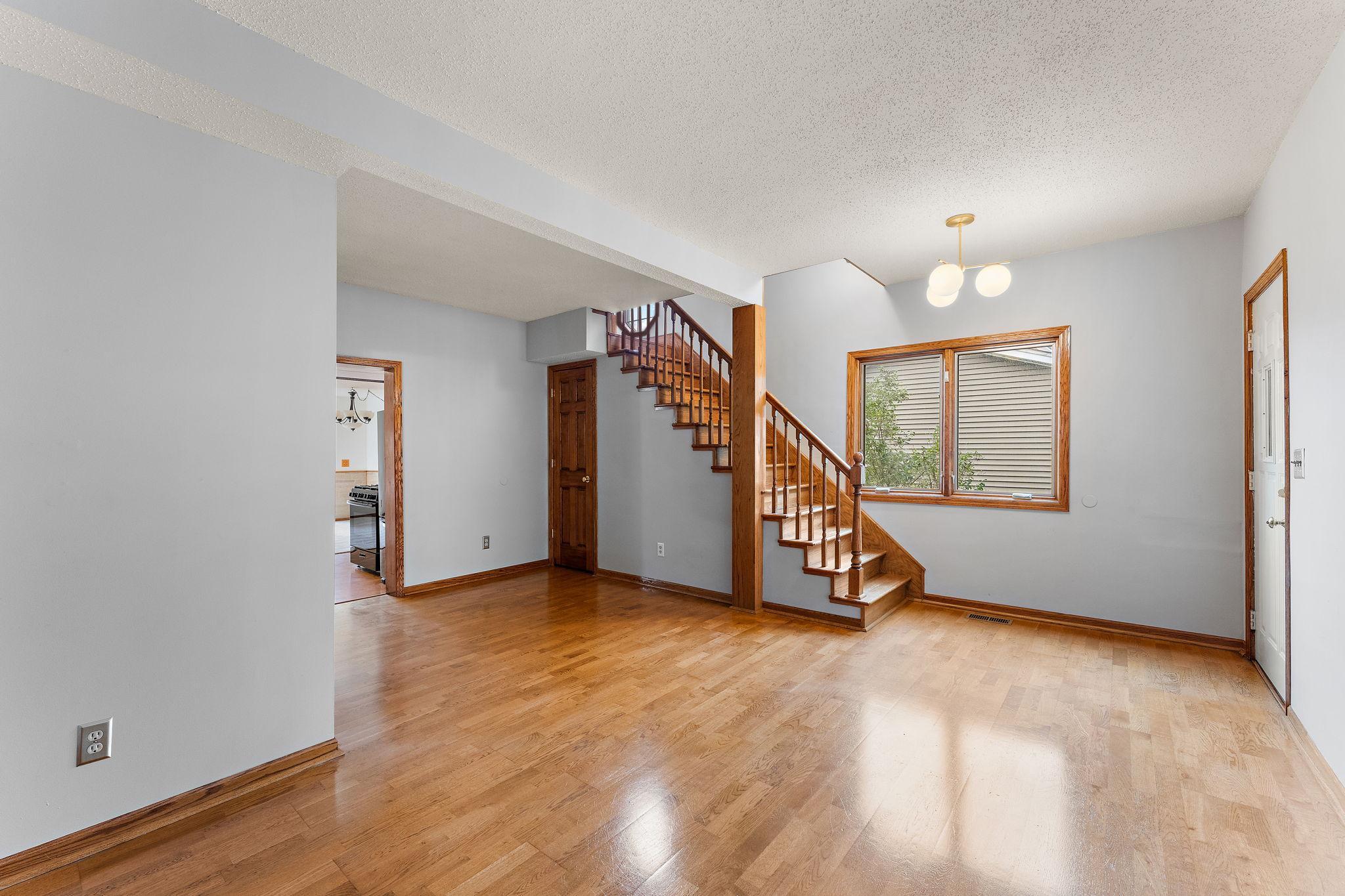 View of Residential at 1455 Kent Street, Saint Paul MN 55117, Saint Paul (4 of 27) - Mike Wilen | Minnesota Team Real Estate