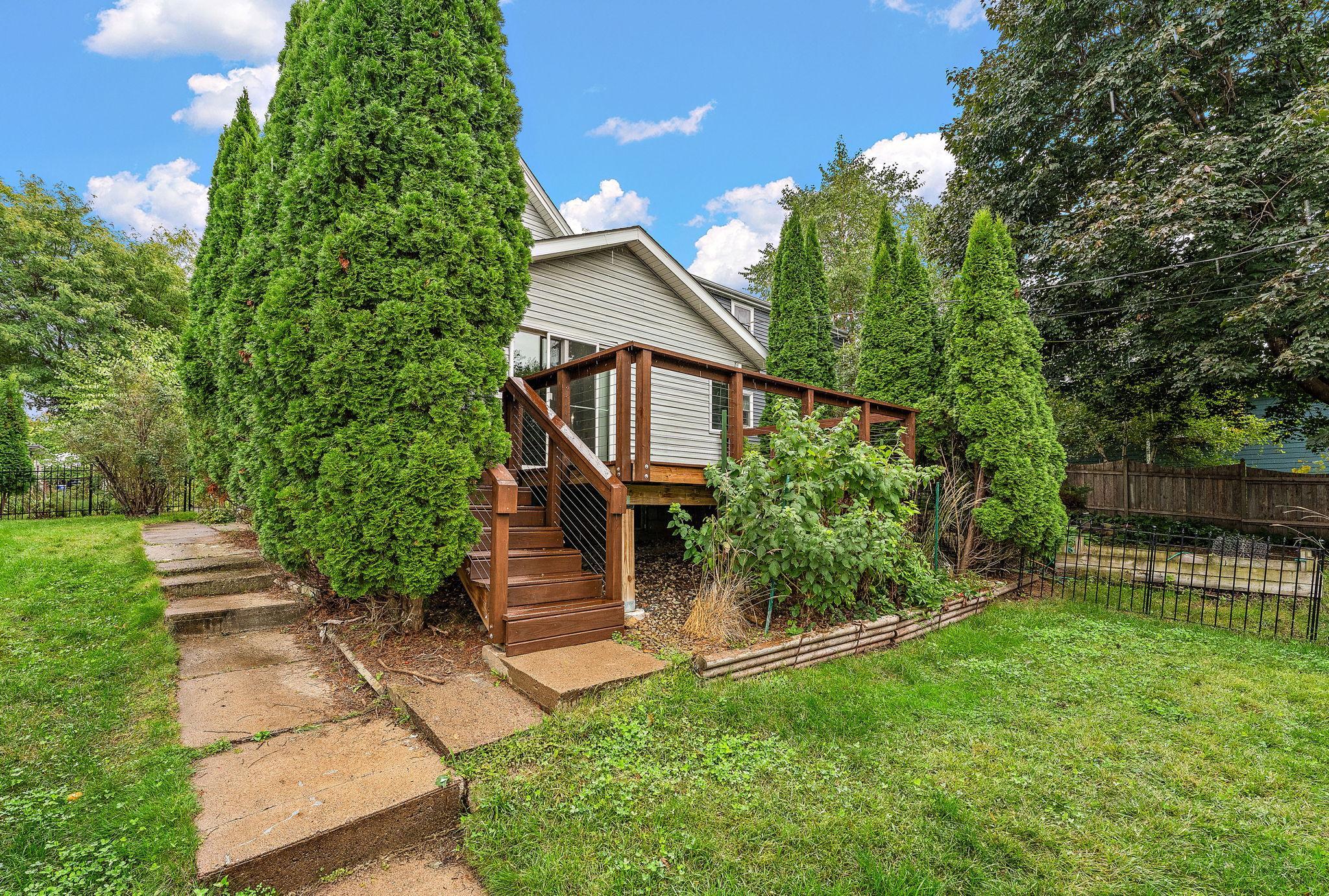 View of Residential at 1455 Kent Street, Saint Paul MN 55117, Saint Paul (24 of 27) - Mike Wilen | Minnesota Team Real Estate