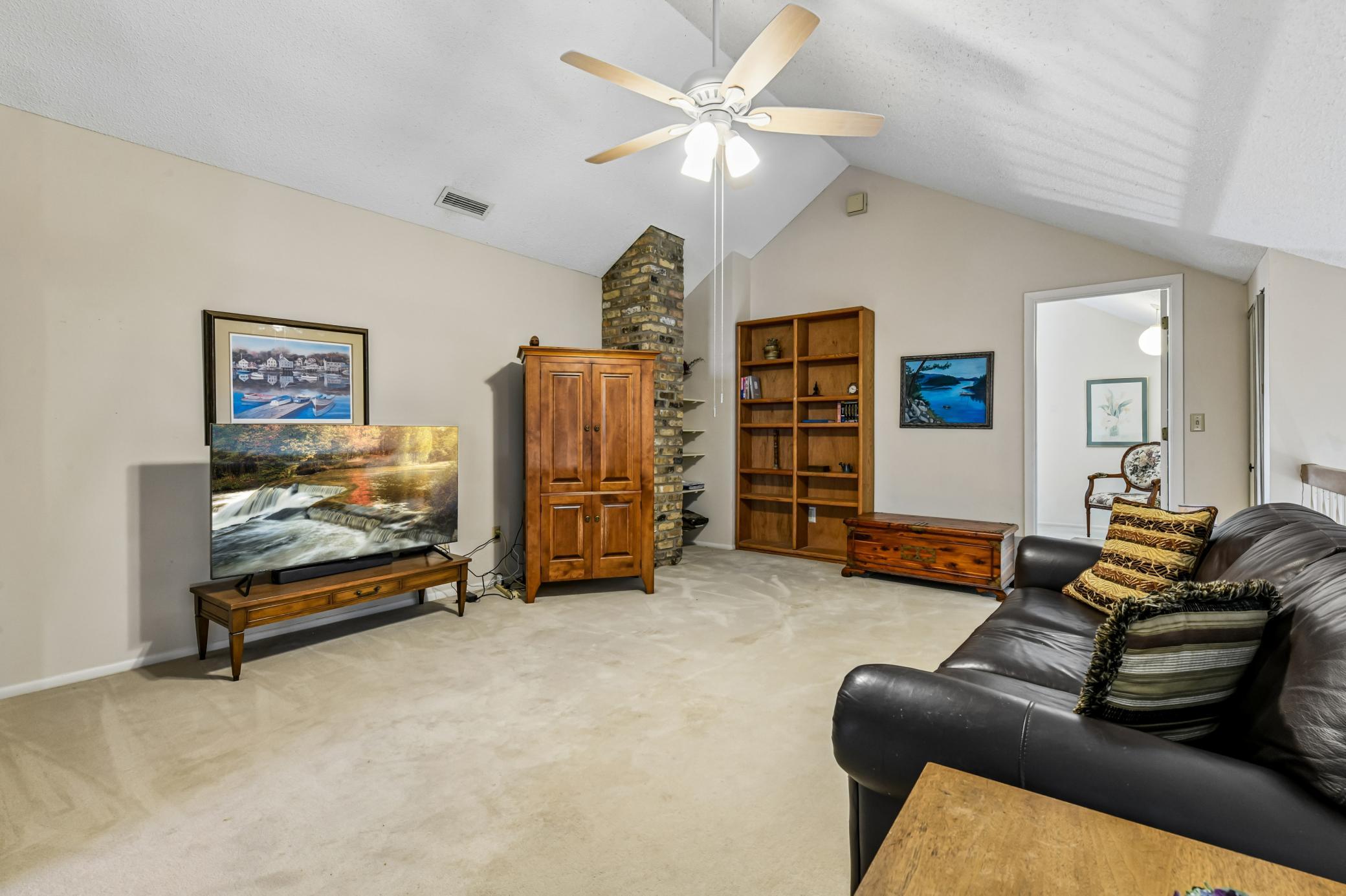 View of Residential at 17835 Tioga Trail, Minnetonka MN 55391, Minnetonka (46 of 66) - Mike Wilen | Minnesota Team Real Estate