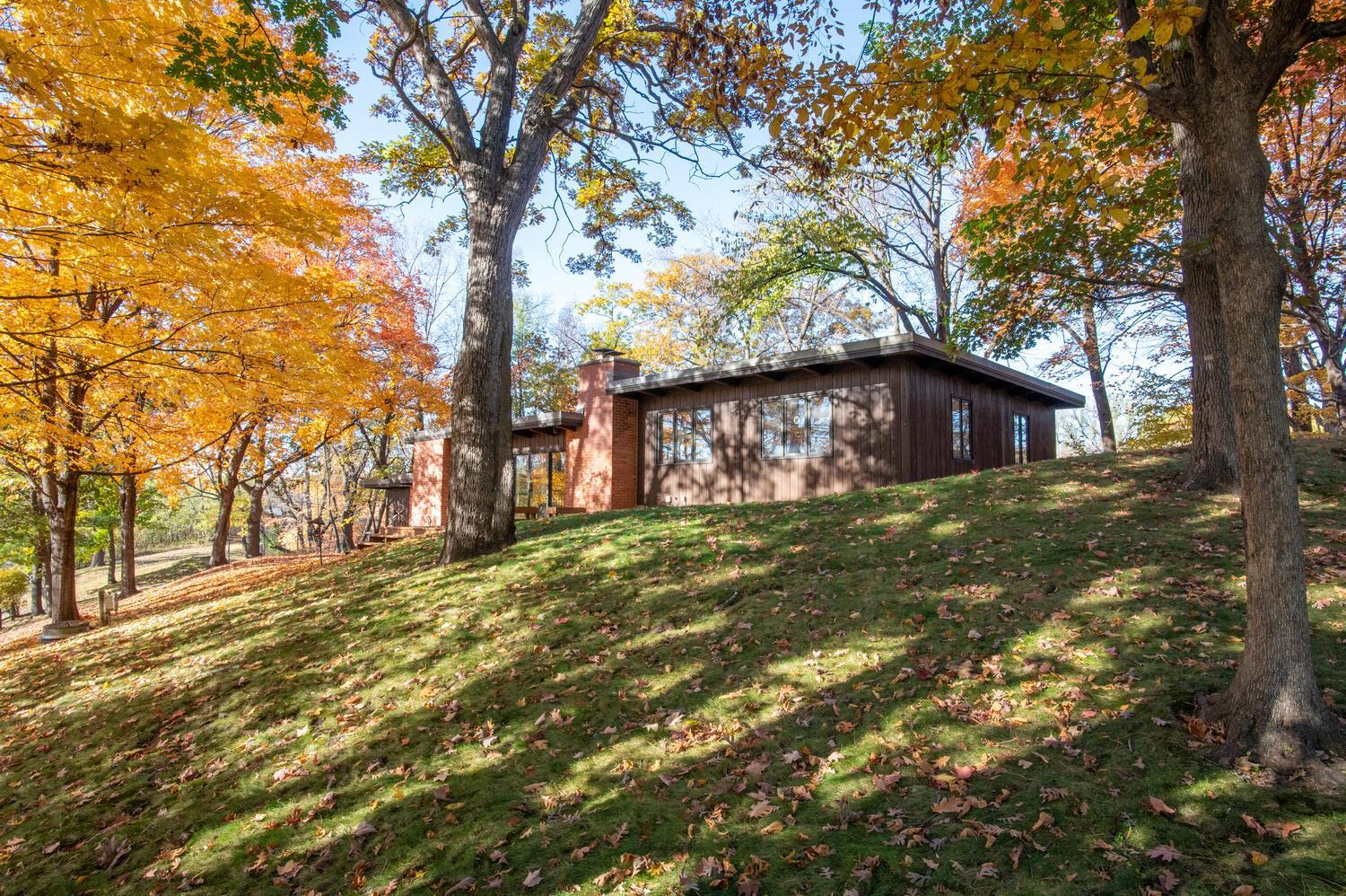 View of Residential at 5811 Hobe Lane, White Bear Lake MN 55110, White Bear Lake (6 of 67) - Mike Wilen | Minnesota Team Real Estate