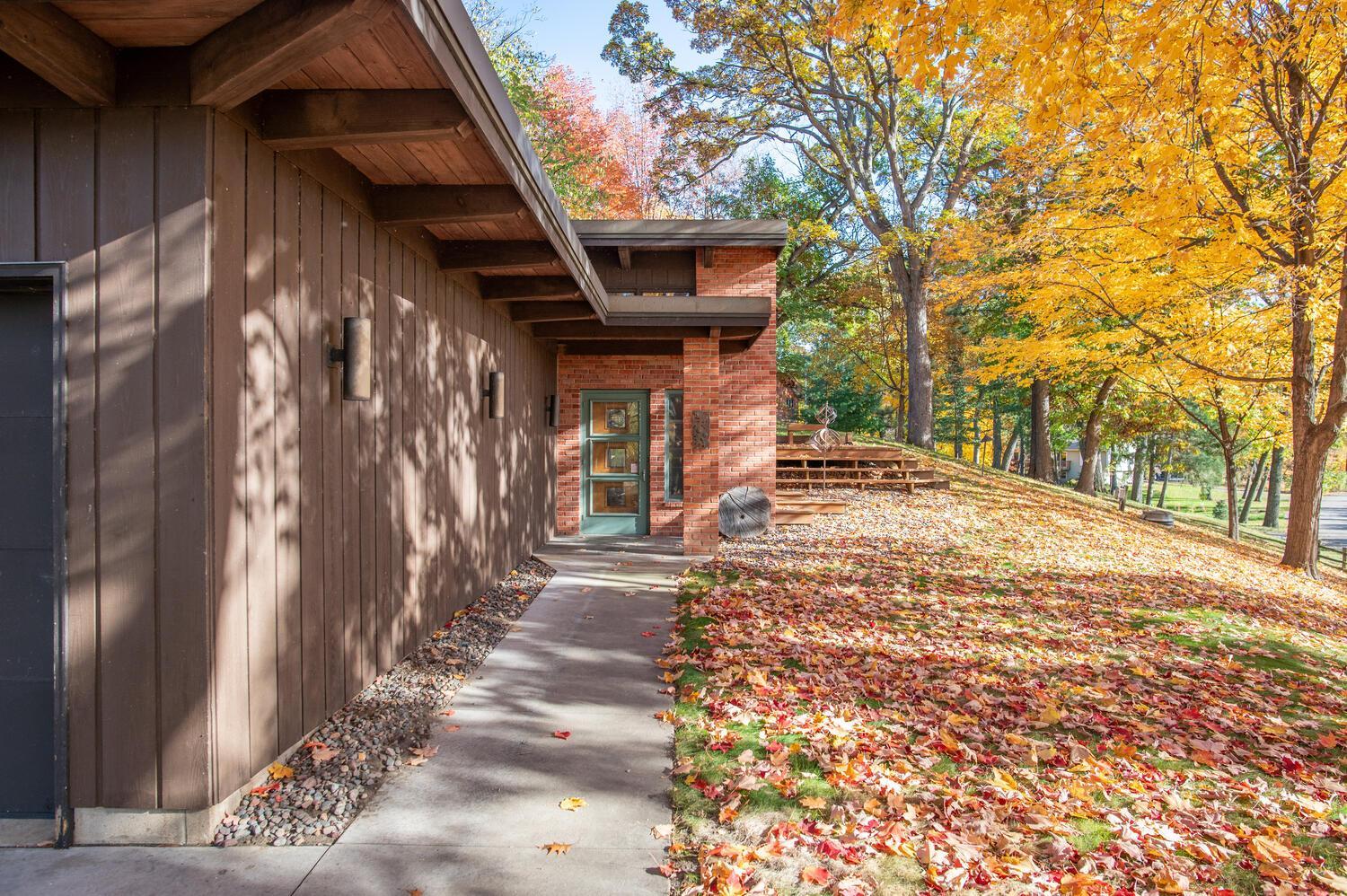 View of Residential at 5811 Hobe Lane, White Bear Lake MN 55110, White Bear Lake (9 of 67) - Mike Wilen | Minnesota Team Real Estate