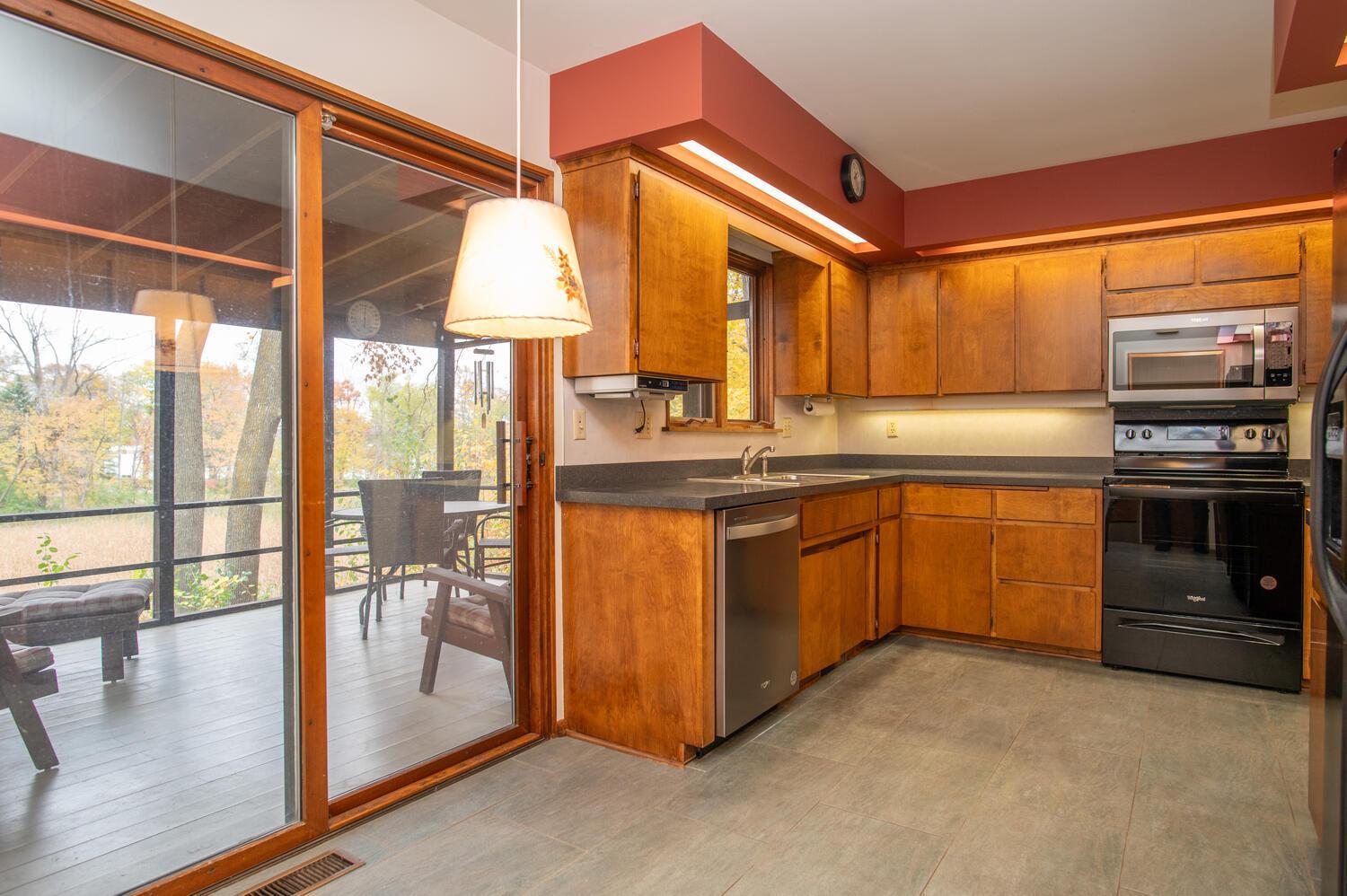 View of Residential at 5811 Hobe Lane, White Bear Lake MN 55110, White Bear Lake (38 of 67) - Mike Wilen | Minnesota Team Real Estate