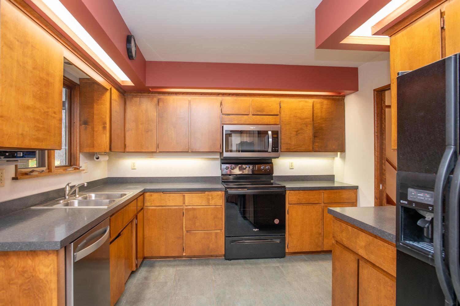 View of Residential at 5811 Hobe Lane, White Bear Lake MN 55110, White Bear Lake (37 of 67) - Mike Wilen | Minnesota Team Real Estate