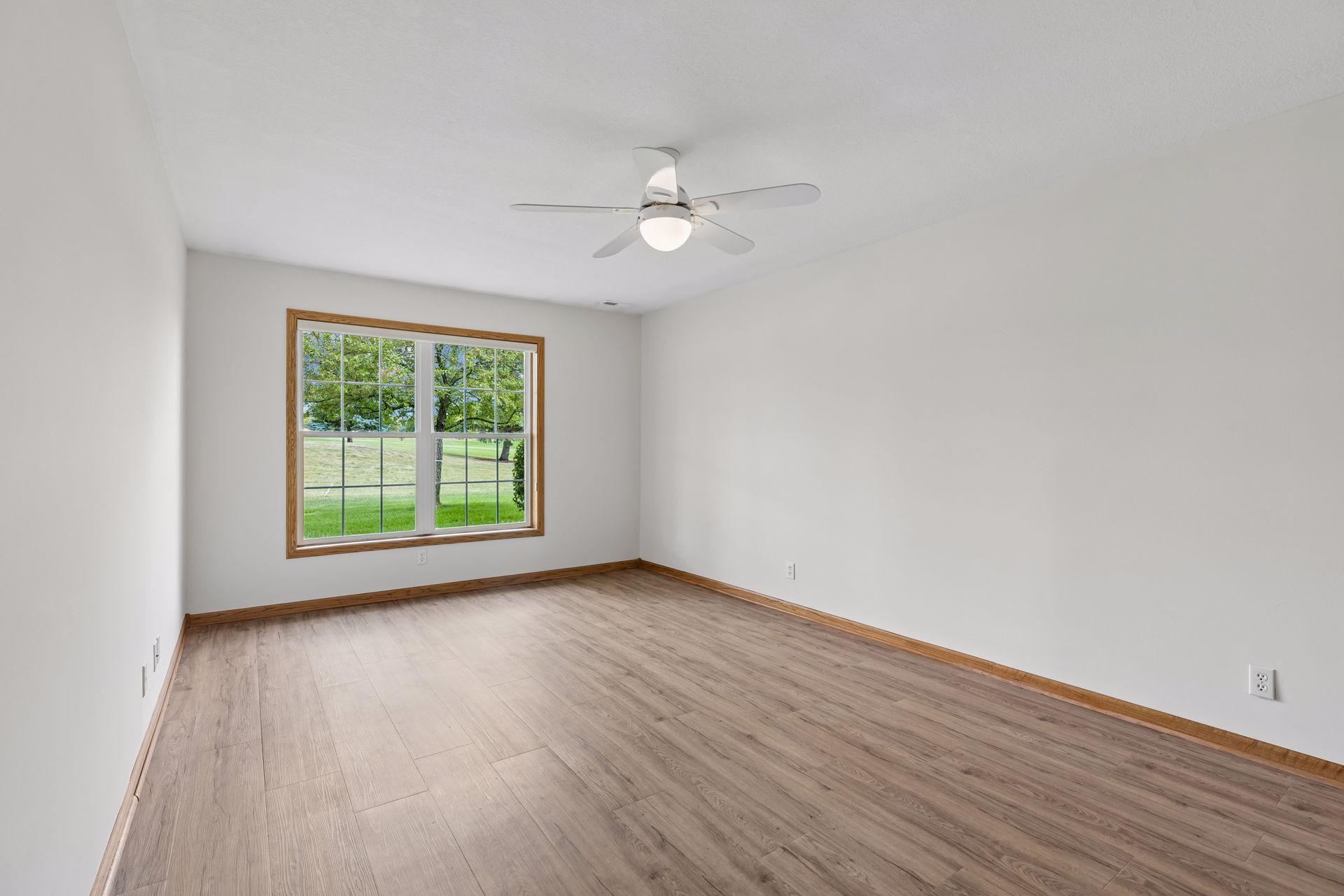 View of Residential at 492 Holly Lane, Oakdale MN 55128, Oakdale (28 of 35) - Mike Wilen | Minnesota Team Real Estate