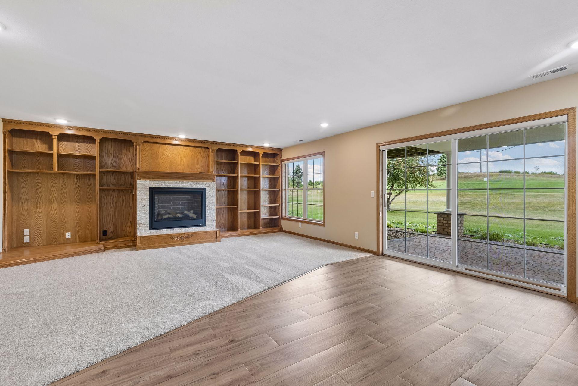 View of Residential at 492 Holly Lane, Oakdale MN 55128, Oakdale (24 of 35) - Mike Wilen | Minnesota Team Real Estate