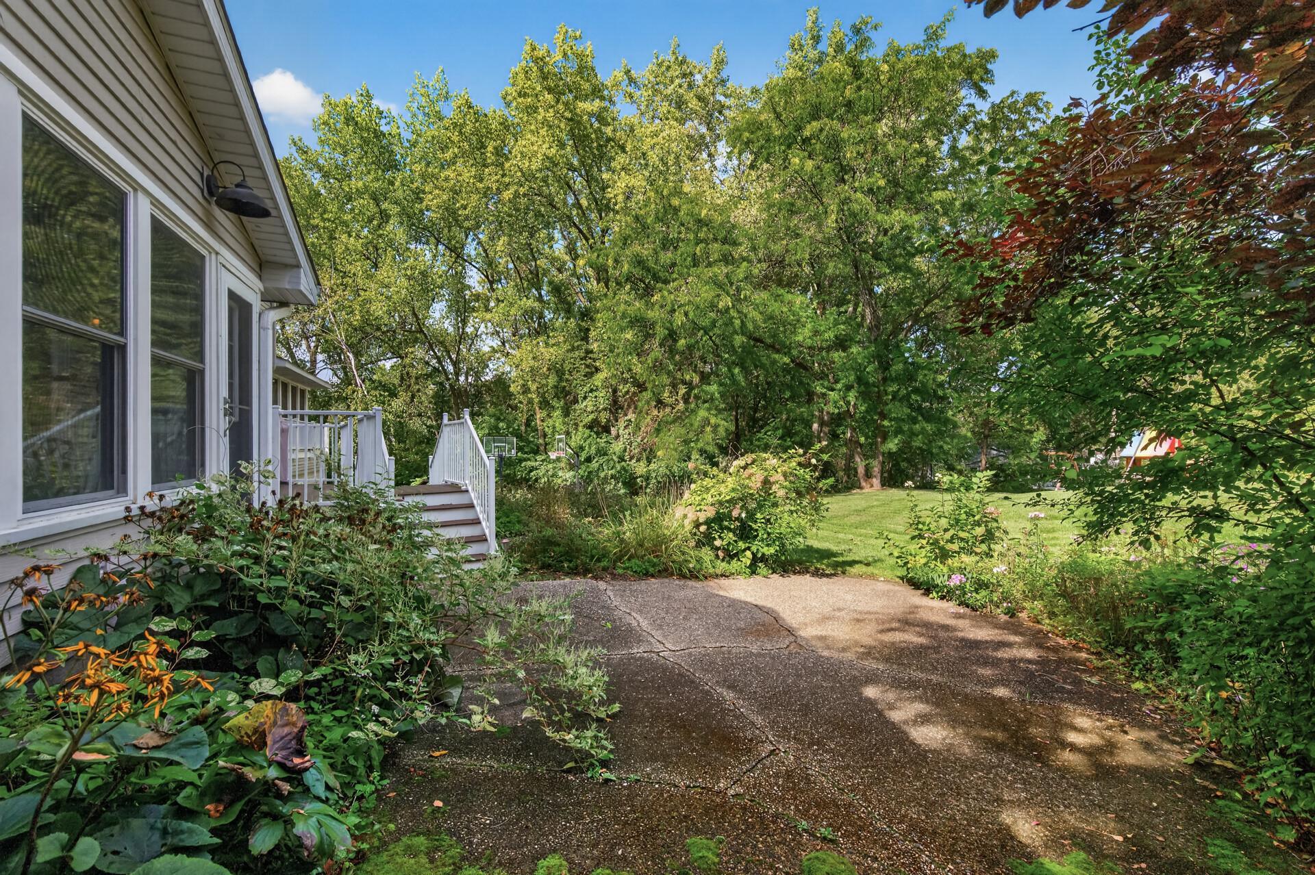 View of Residential at 12 Tamarisk Road, Dellwood MN 55110, Dellwood (45 of 57) - Mike Wilen | Minnesota Team Real Estate