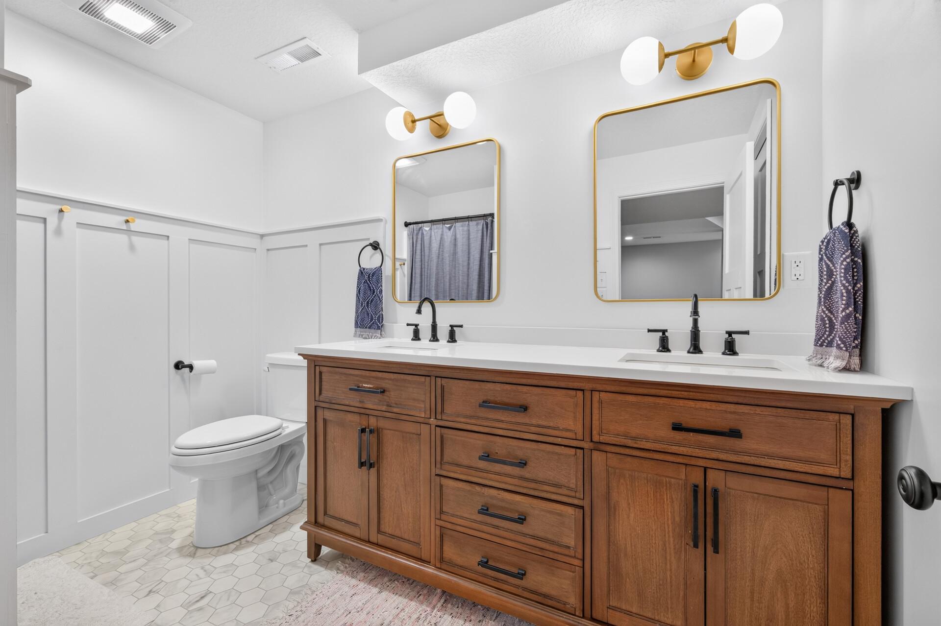 View of Residential at 12 Tamarisk Road, Dellwood MN 55110, Dellwood (33 of 57) - Mike Wilen | Minnesota Team Real Estate