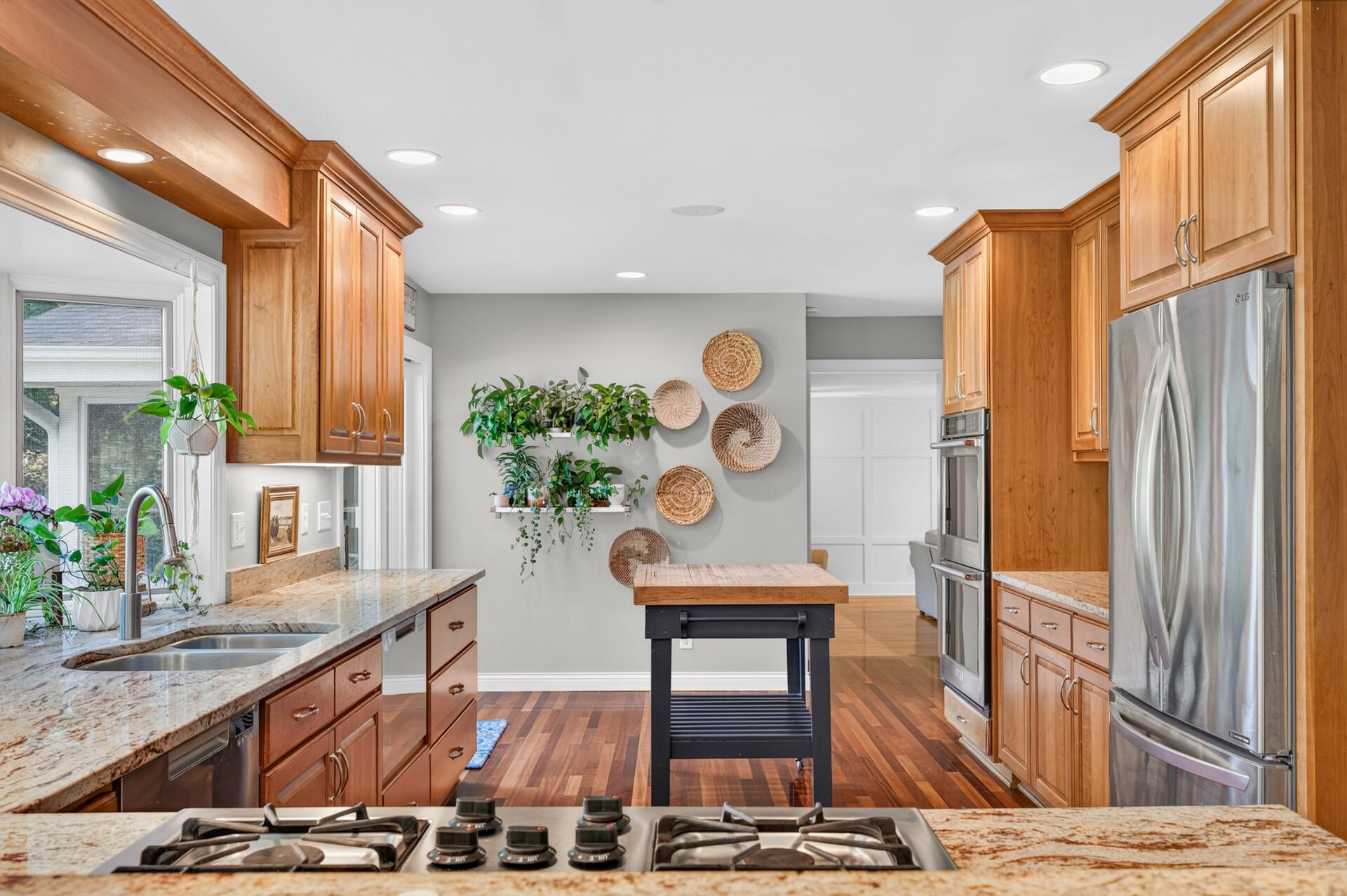 View of Residential at 12 Tamarisk Road, Dellwood MN 55110, Dellwood (14 of 57) - Mike Wilen | Minnesota Team Real Estate
