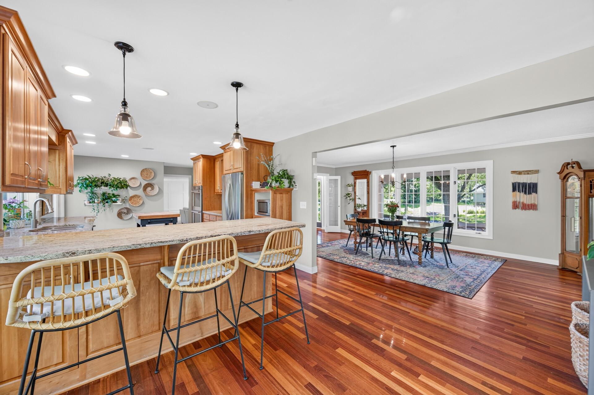View of Residential at 12 Tamarisk Road, Dellwood MN 55110, Dellwood (10 of 57) - Mike Wilen | Minnesota Team Real Estate