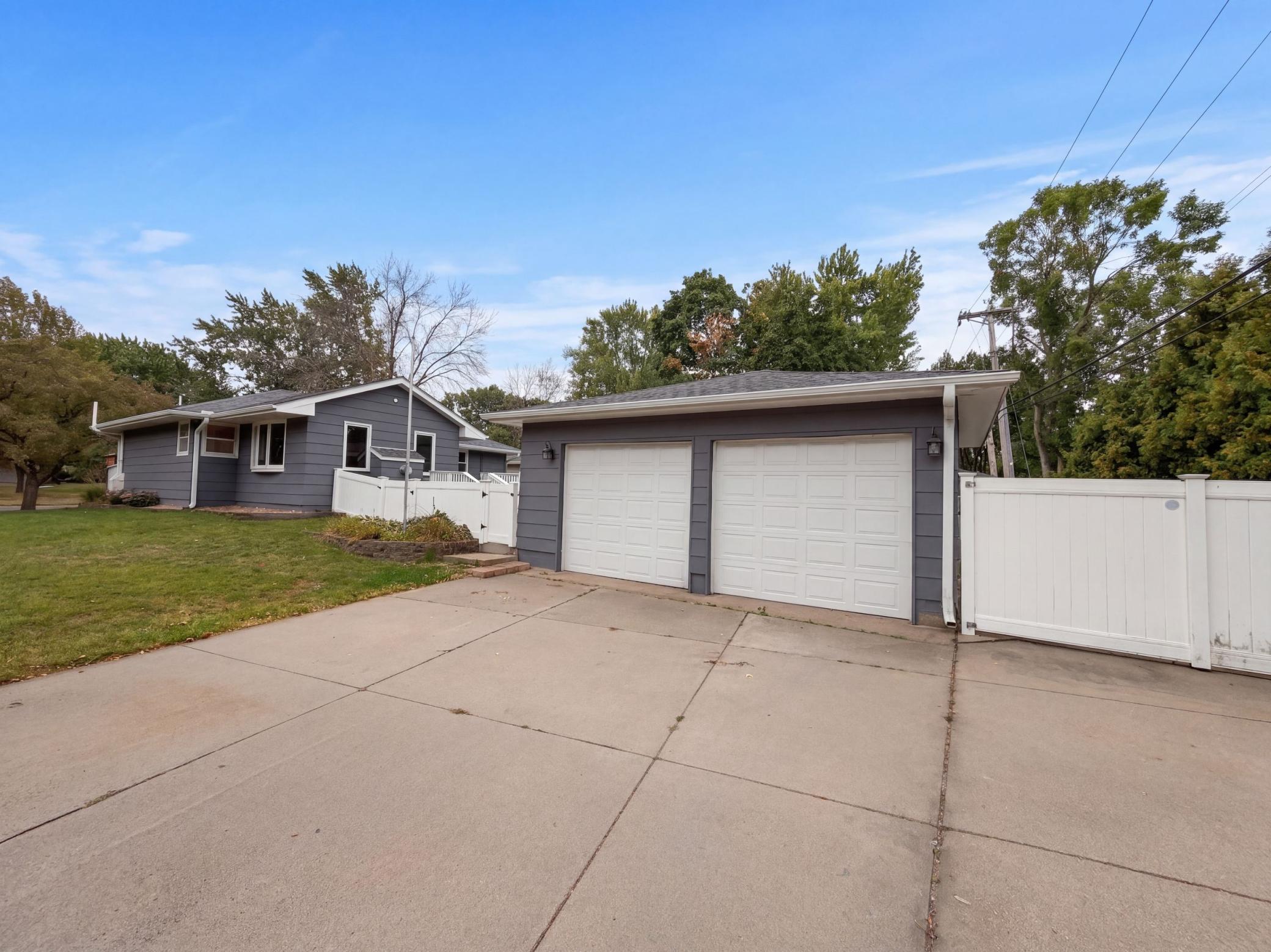 View of Residential at 6280 6th Street, Fridley MN 55432, Fridley (29 of 33) - Mike Wilen | Minnesota Team Real Estate