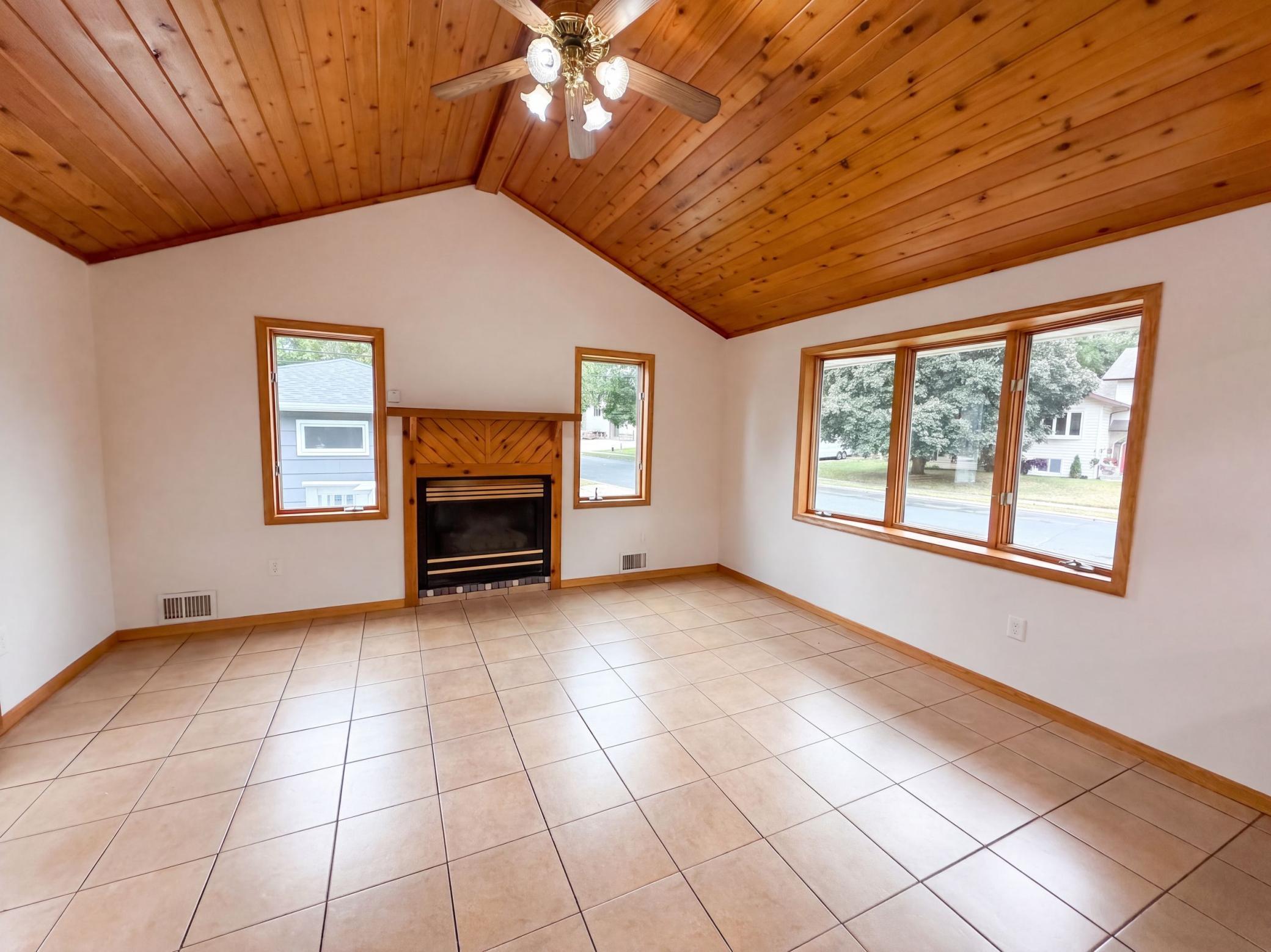 View of Residential at 6280 6th Street, Fridley MN 55432, Fridley (26 of 33) - Mike Wilen | Minnesota Team Real Estate
