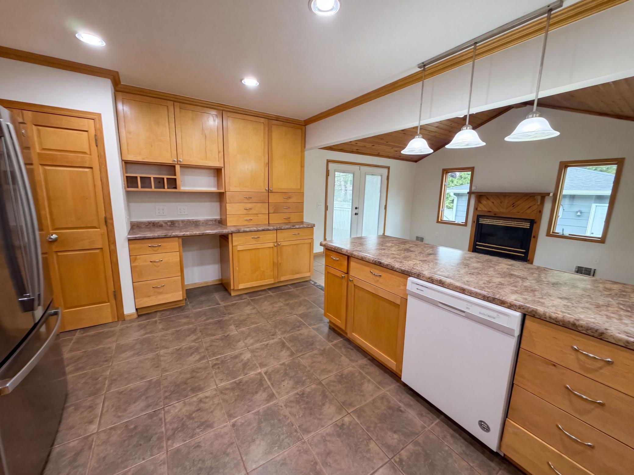 View of Residential at 6280 6th Street, Fridley MN 55432, Fridley (7 of 33) - Mike Wilen | Minnesota Team Real Estate