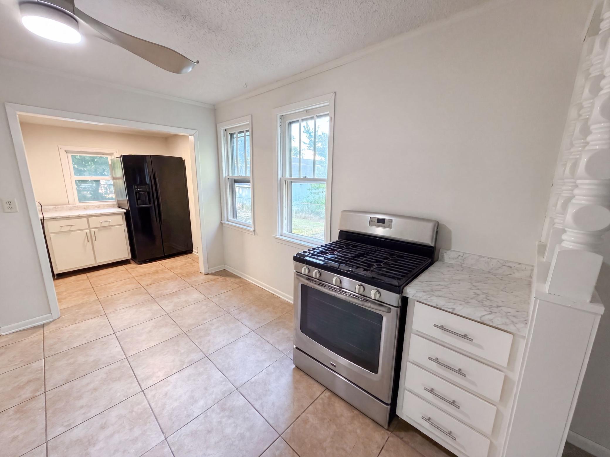 View of Residential at 305 Arlington Avenue, Saint Paul MN 55117, Saint Paul (19 of 23) - Mike Wilen | Minnesota Team Real Estate