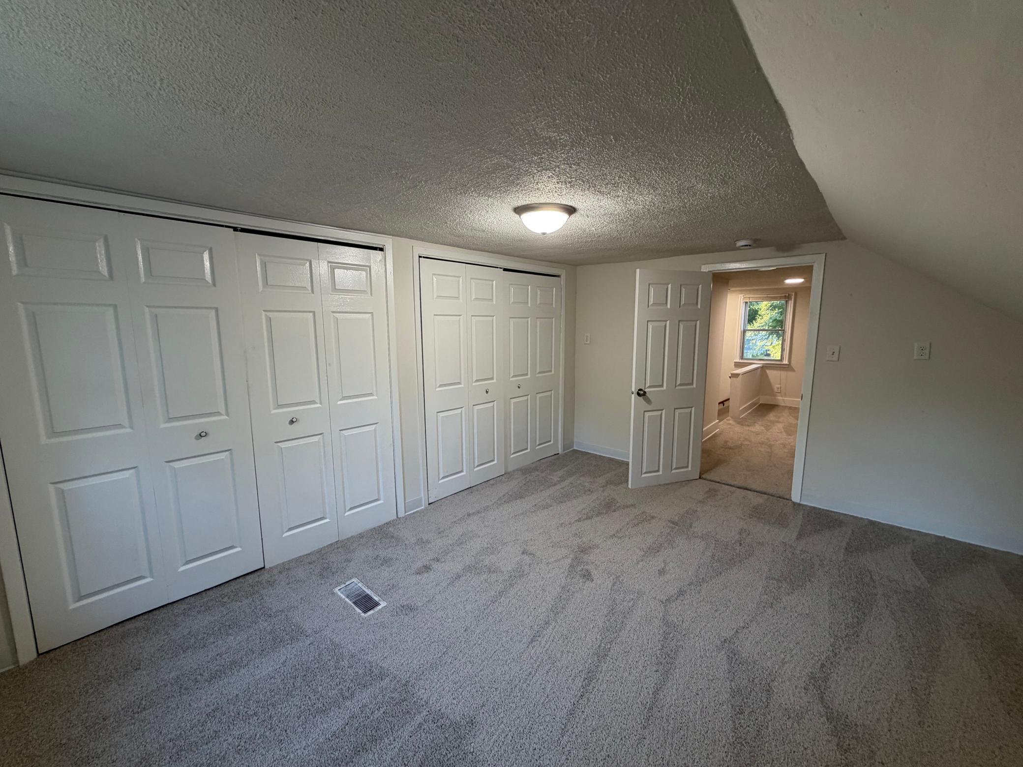 View of Residential at 305 Arlington Avenue, Saint Paul MN 55117, Saint Paul (16 of 23) - Mike Wilen | Minnesota Team Real Estate
