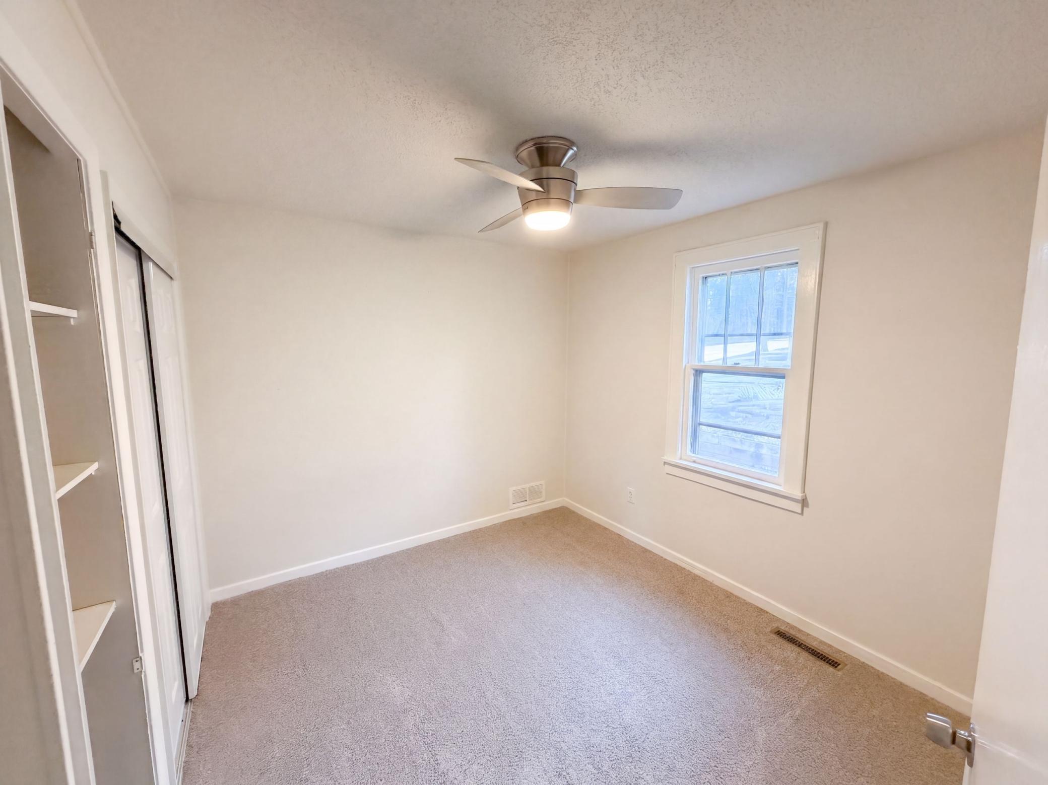 View of Residential at 305 Arlington Avenue, Saint Paul MN 55117, Saint Paul (8 of 23) - Mike Wilen | Minnesota Team Real Estate