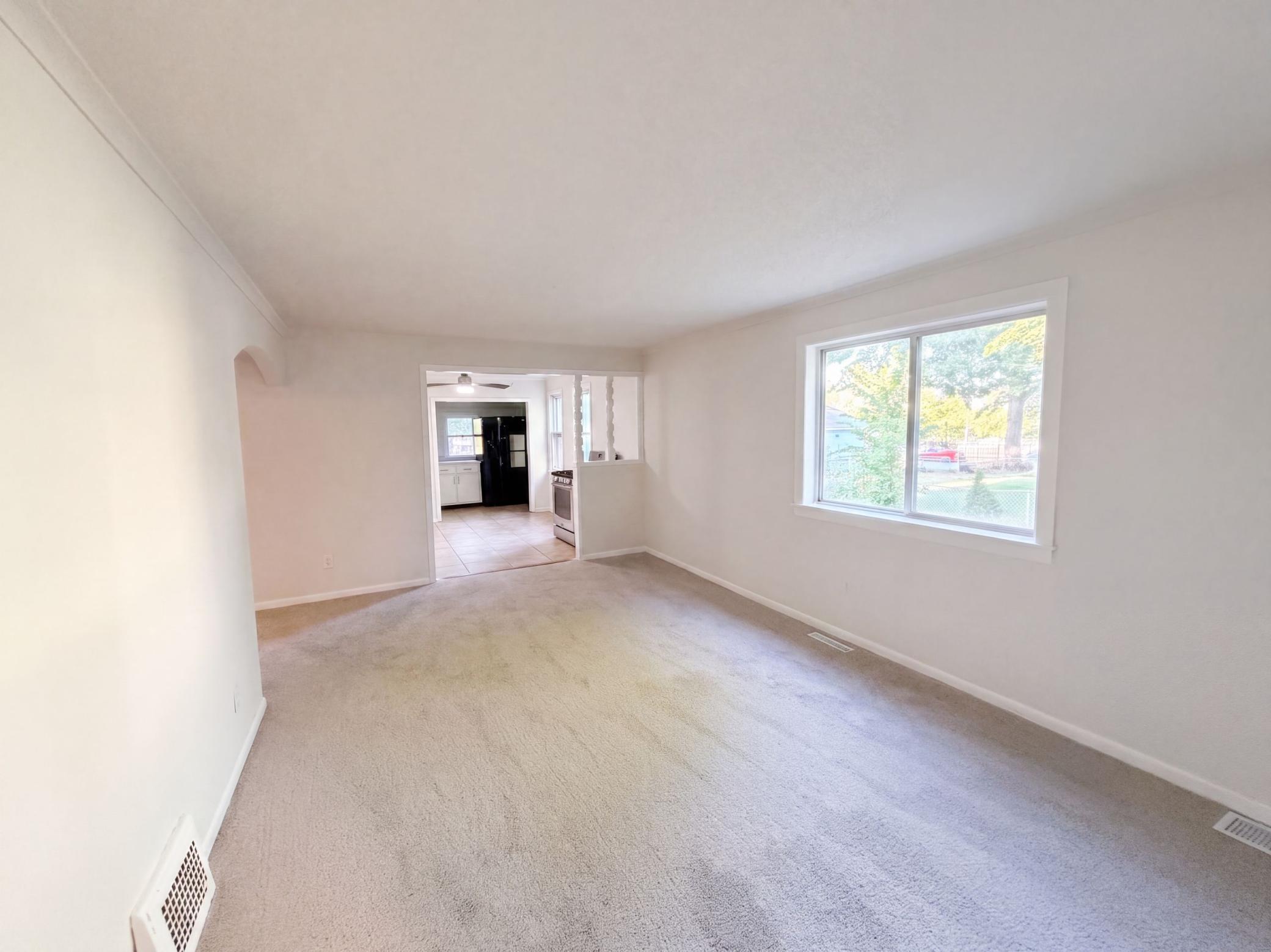 View of Residential at 305 Arlington Avenue, Saint Paul MN 55117, Saint Paul (3 of 23) - Mike Wilen | Minnesota Team Real Estate