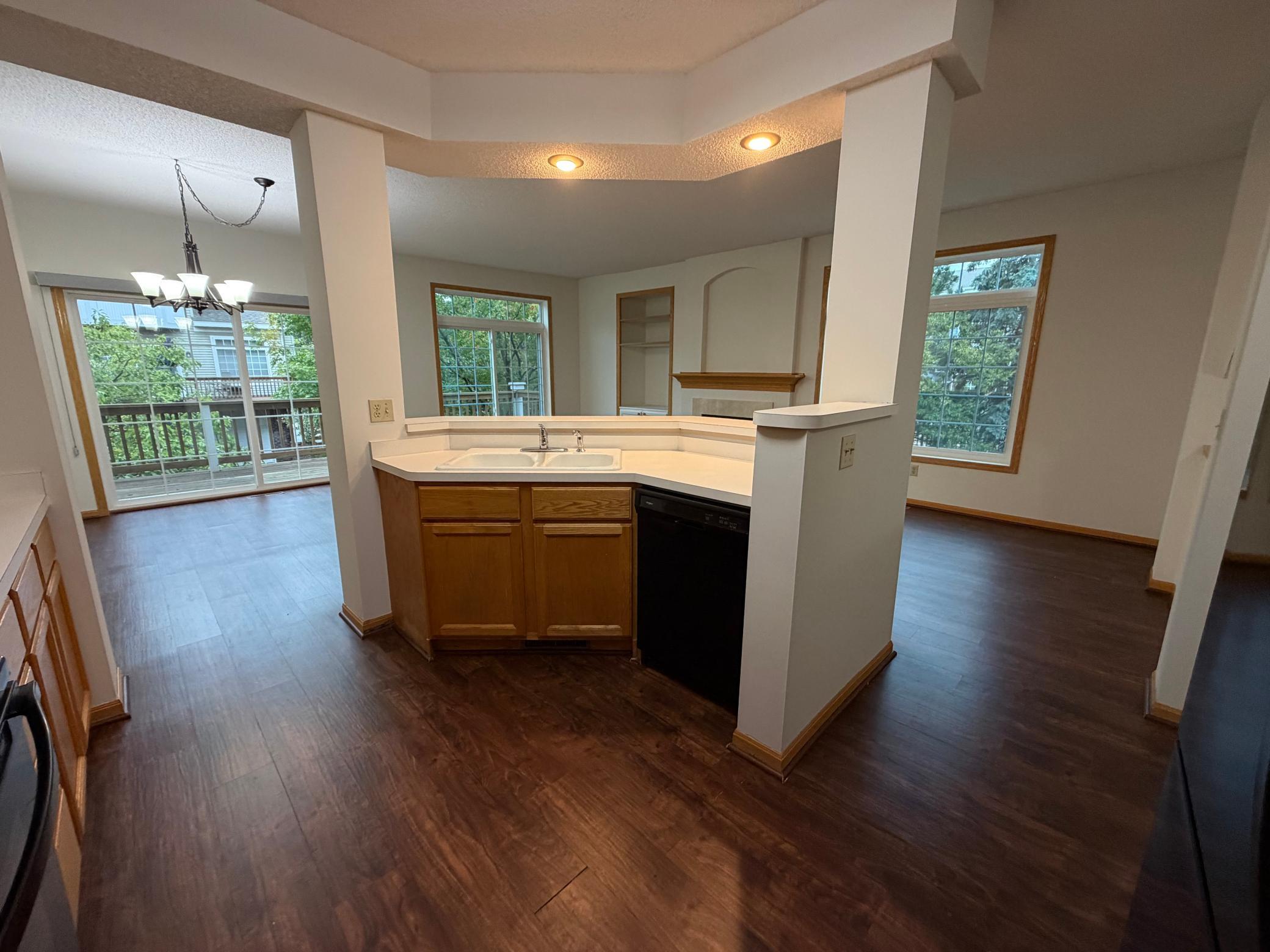 View of Residential at 214 Christenson Way, Fridley MN 55432, Fridley (8 of 18) - Mike Wilen | Minnesota Team Real Estate
