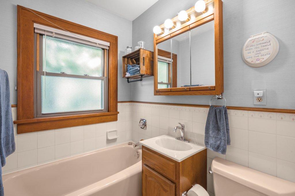 View of Residential at 5128 Beard Avenue, Minneapolis MN 55410, Minneapolis (19 of 44) - Mike Wilen | Minnesota Team Real Estate