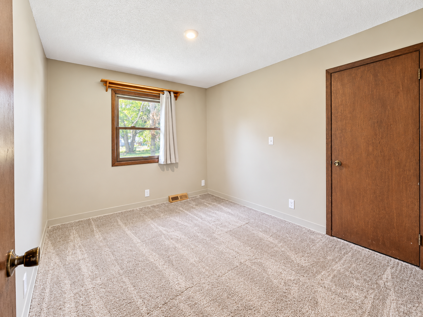 View of Residential at 520 Smith Street, Le Sueur MN 56058, Le Sueur (8 of 17) - Mike Wilen | Minnesota Team Real Estate