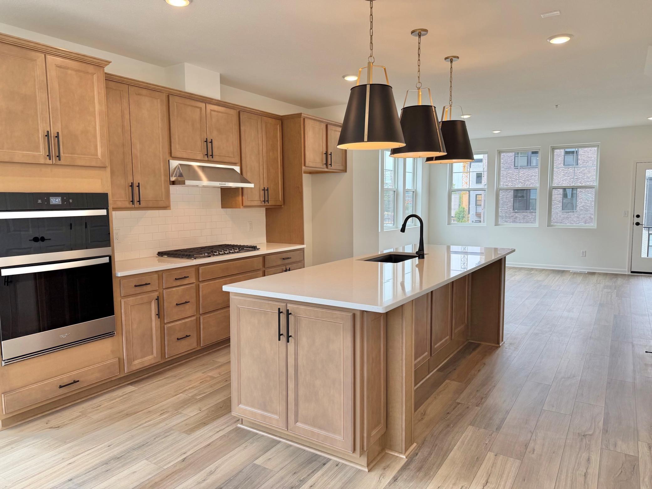 View of Residential at 851 Mount Curve, Saint Paul MN 55116, Saint Paul (14 of 46) - Mike Wilen | Minnesota Team Real Estate