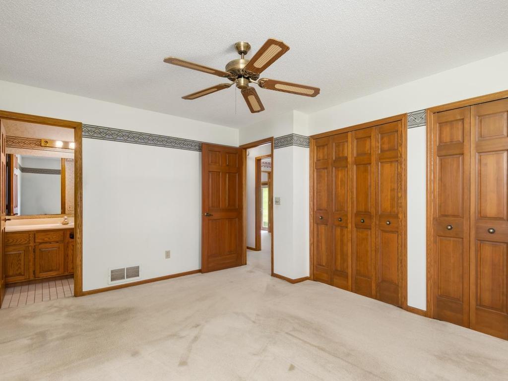 View of Residential at 4825 Orchid Lane, Plymouth MN 55446, Plymouth (21 of 34) - Mike Wilen | Minnesota Team Real Estate