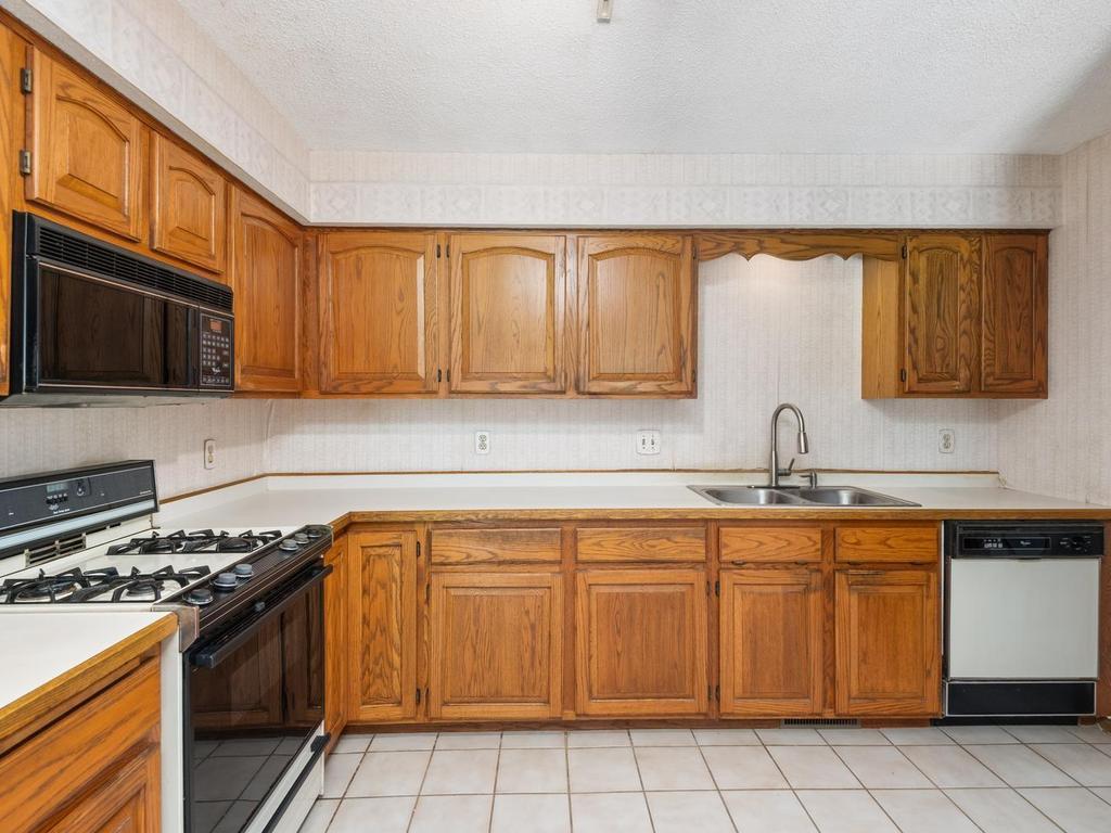 View of Residential at 4825 Orchid Lane, Plymouth MN 55446, Plymouth (12 of 34) - Mike Wilen | Minnesota Team Real Estate